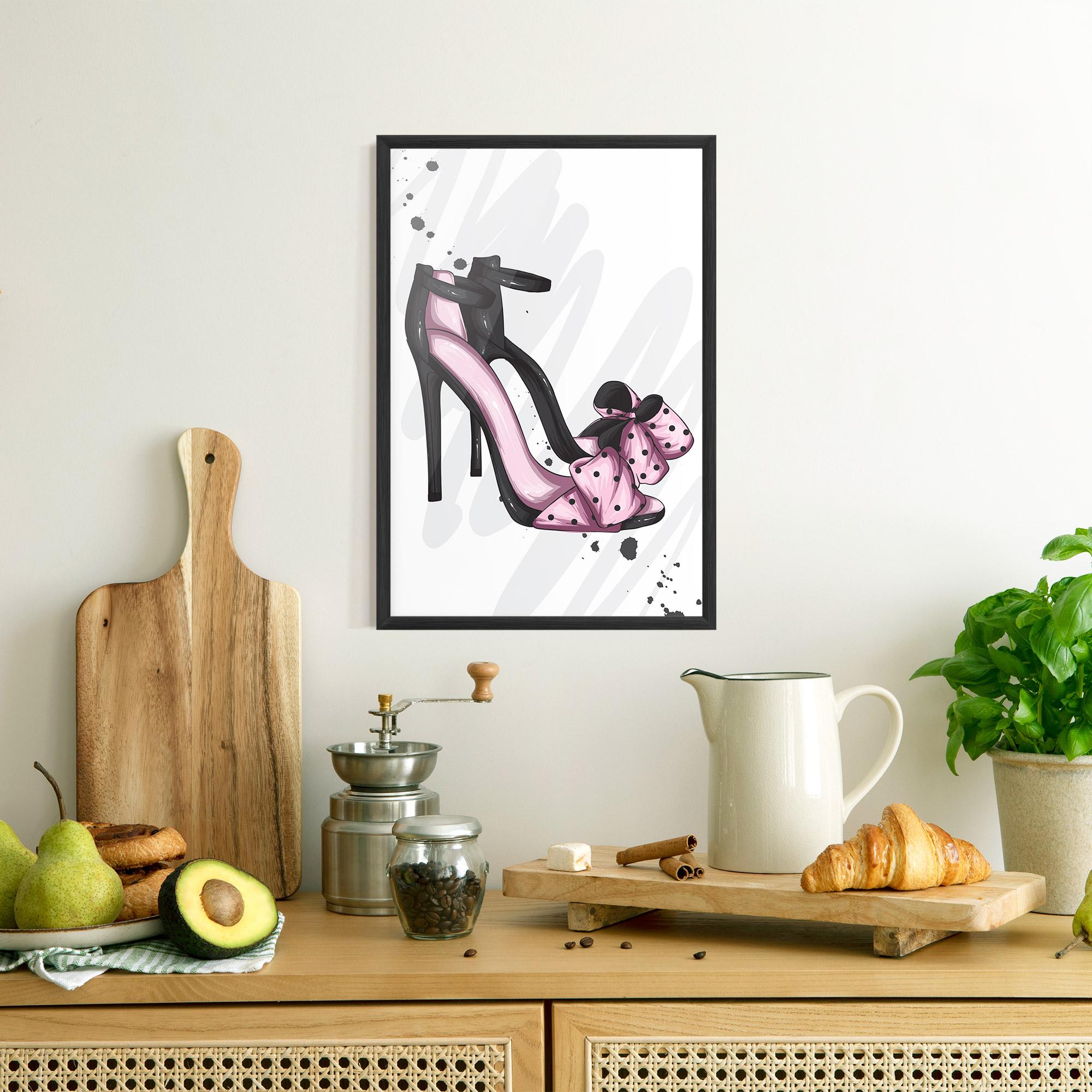 Рамкиран постер Pink Black Heels mockup 8