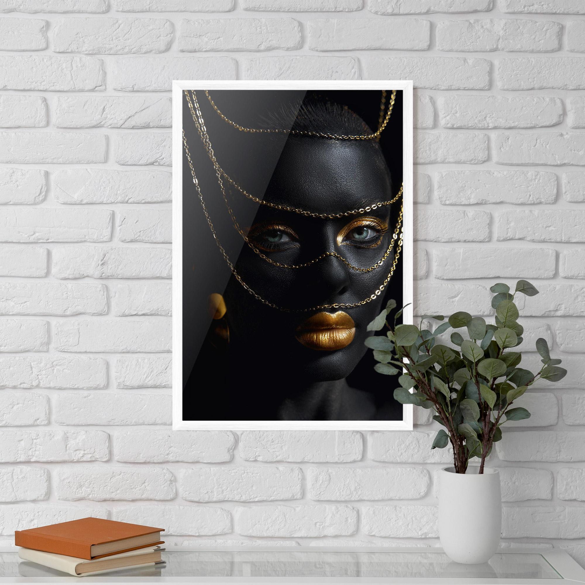 Рамкиран постер Chain Grey Eyes mockup 5