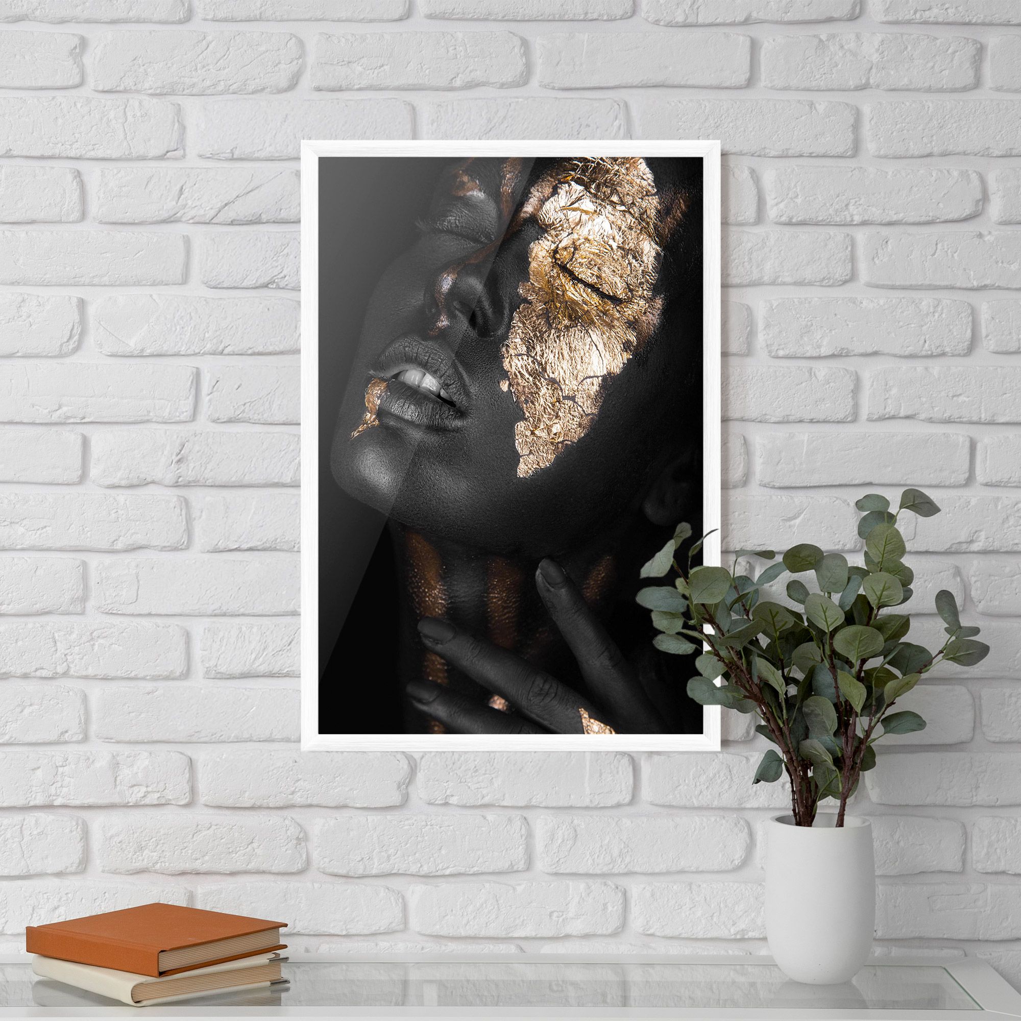Darkskinned Gold Art mockup 5