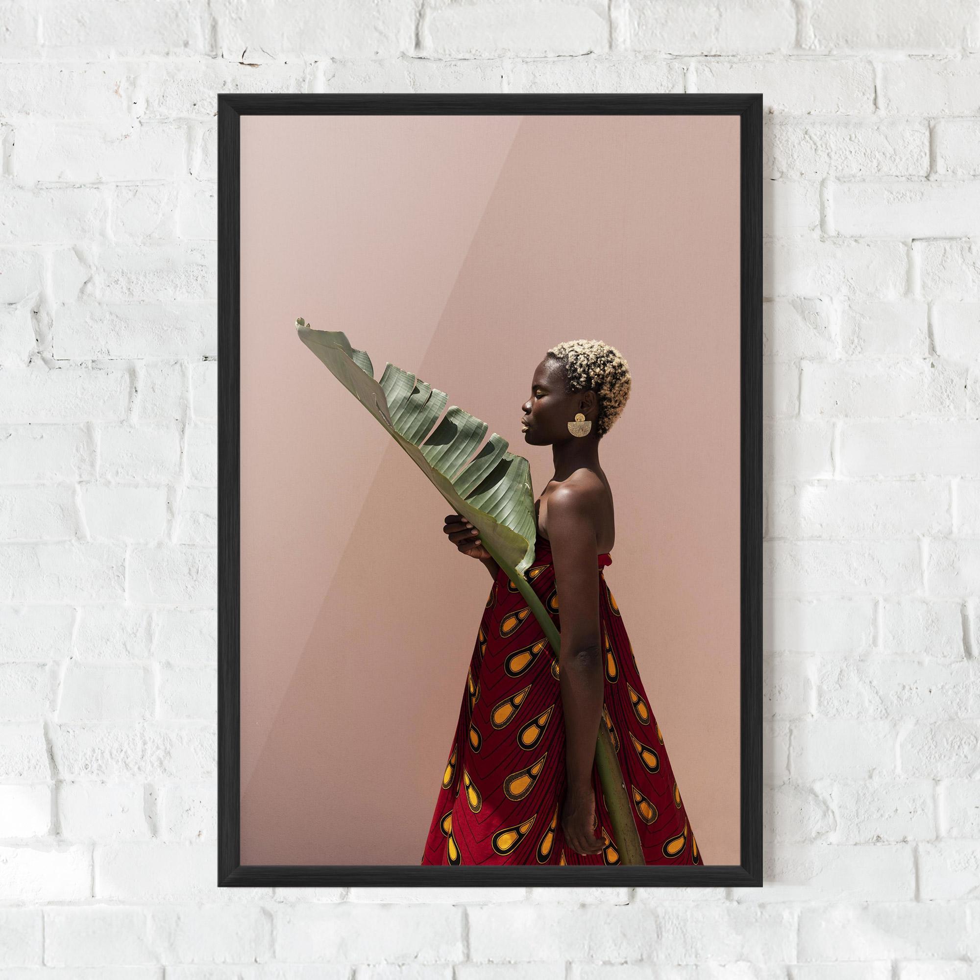 Рамкиран постер Outdoors Fashion mockup 0