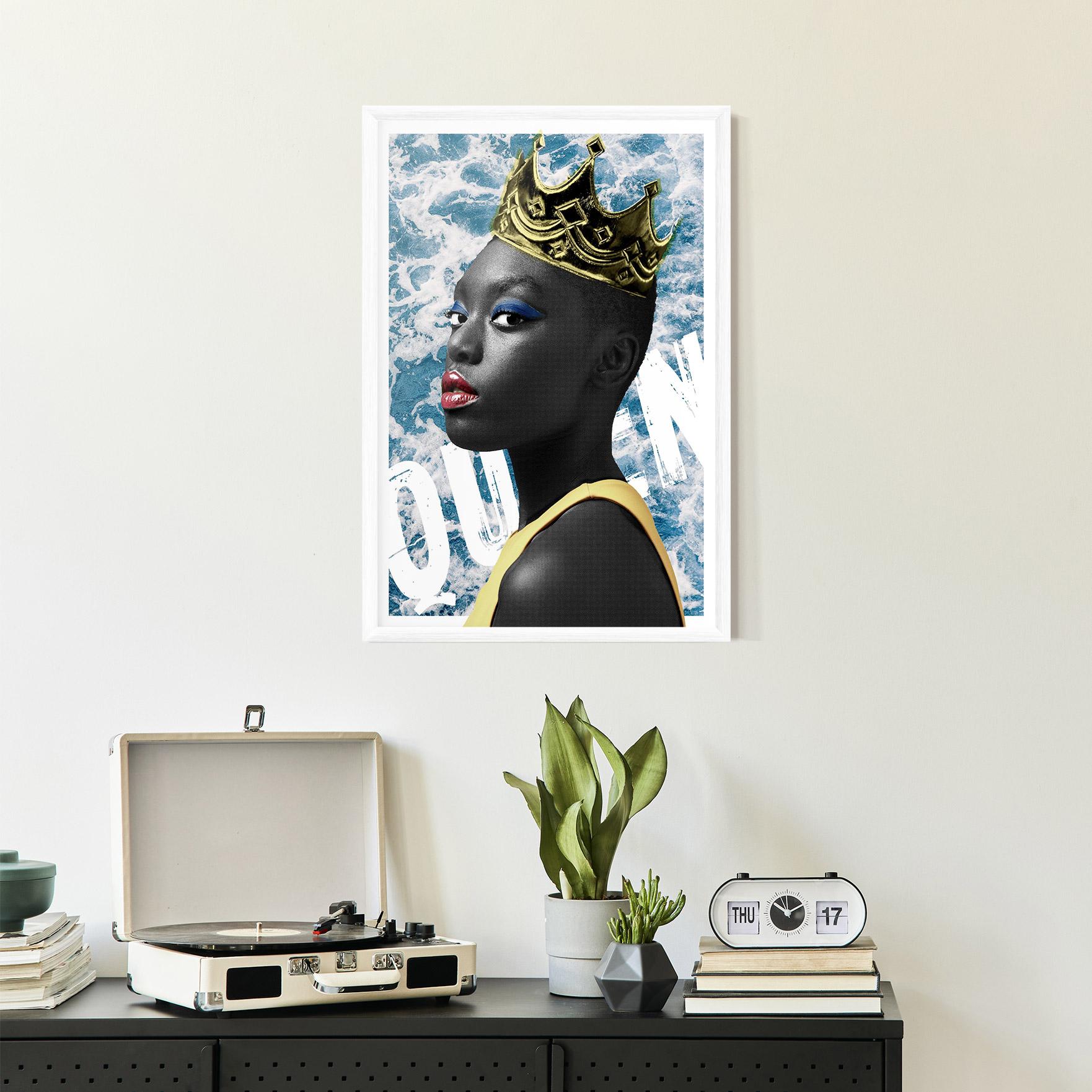 Рамкиран постер American Woman Crown mockup 2