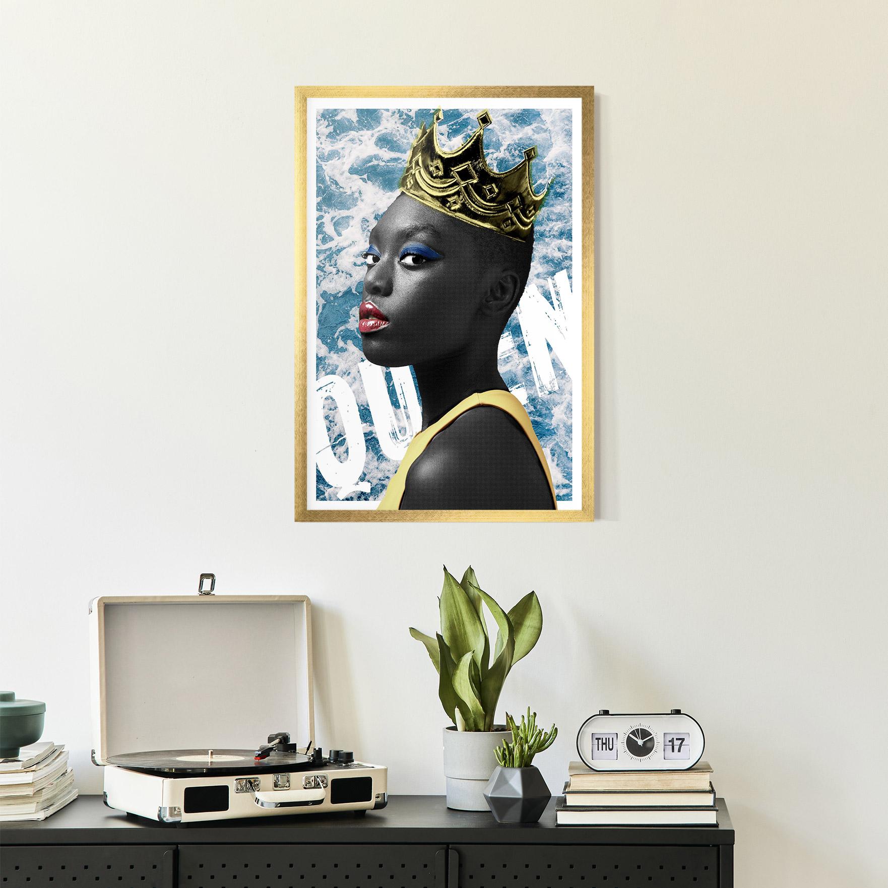 Рамкиран постер American Woman Crown mockup 2