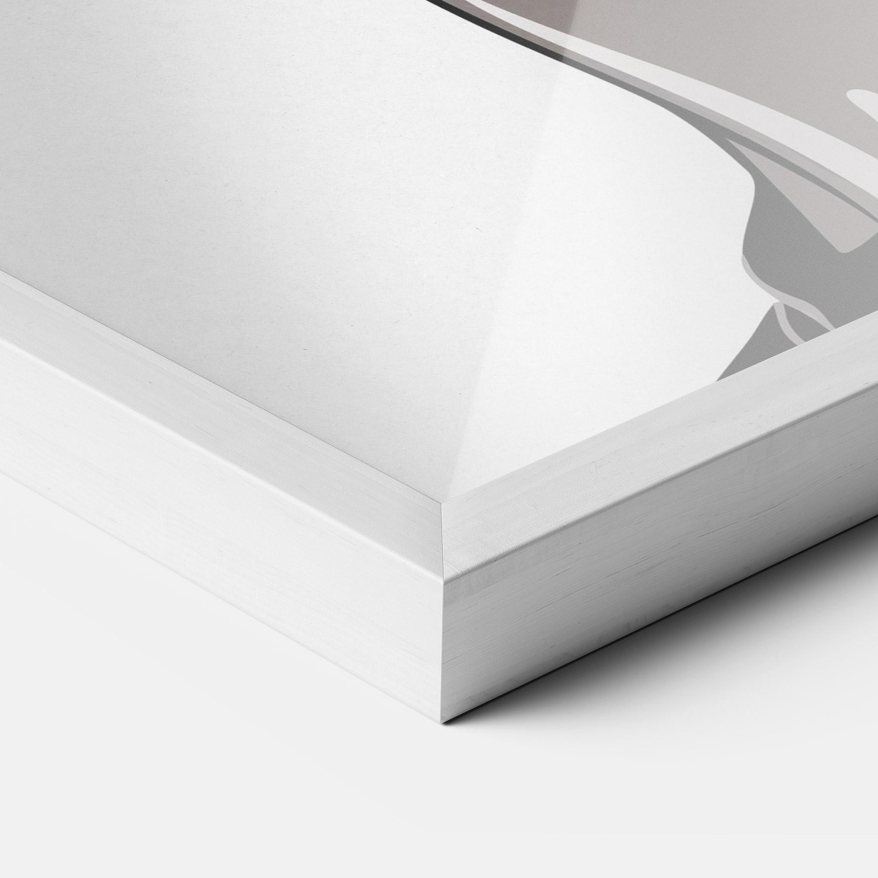 Рамкиран постер Brown Skin Woman mockup 3