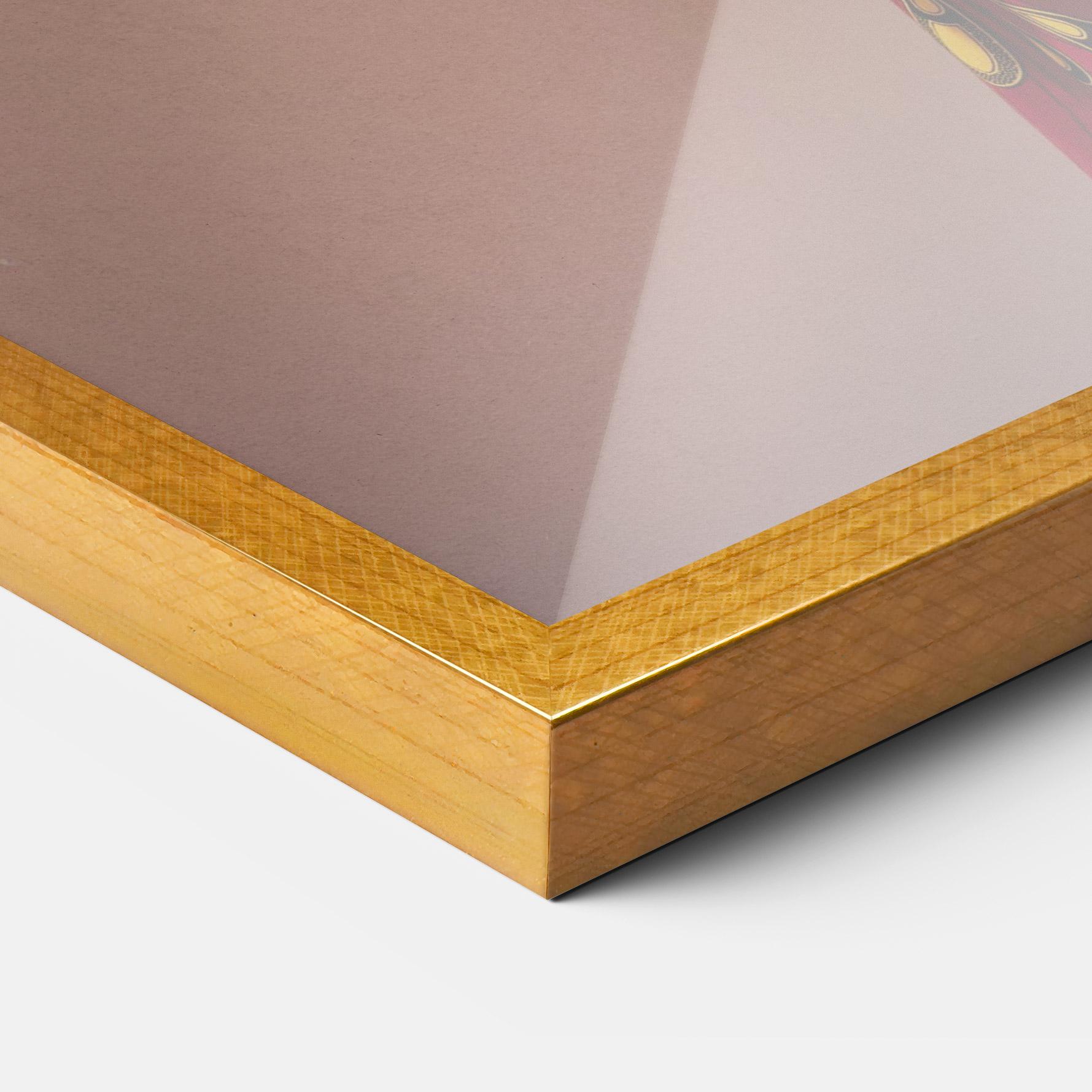 Рамкиран постер Outdoors Fashion mockup 3