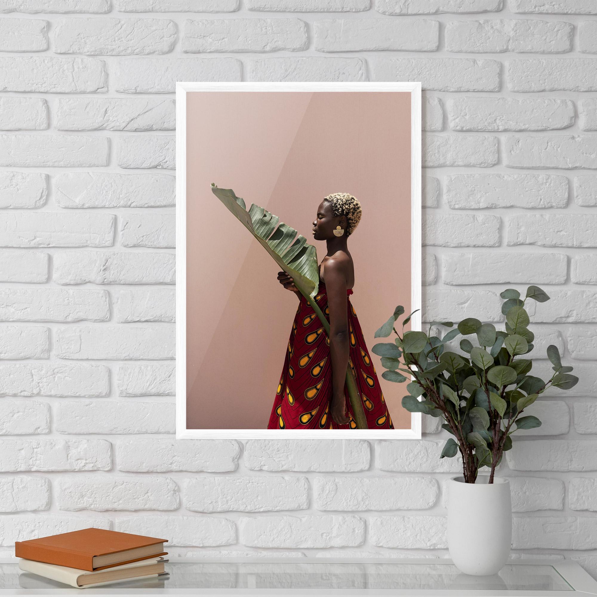 Рамкиран постер Outdoors Fashion mockup 5