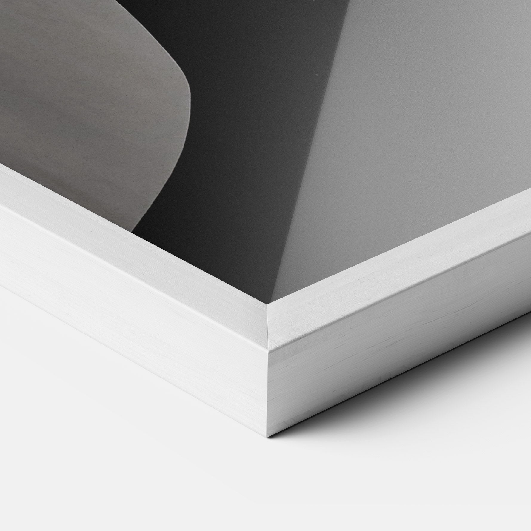 Grey Gold Lips mockup 3