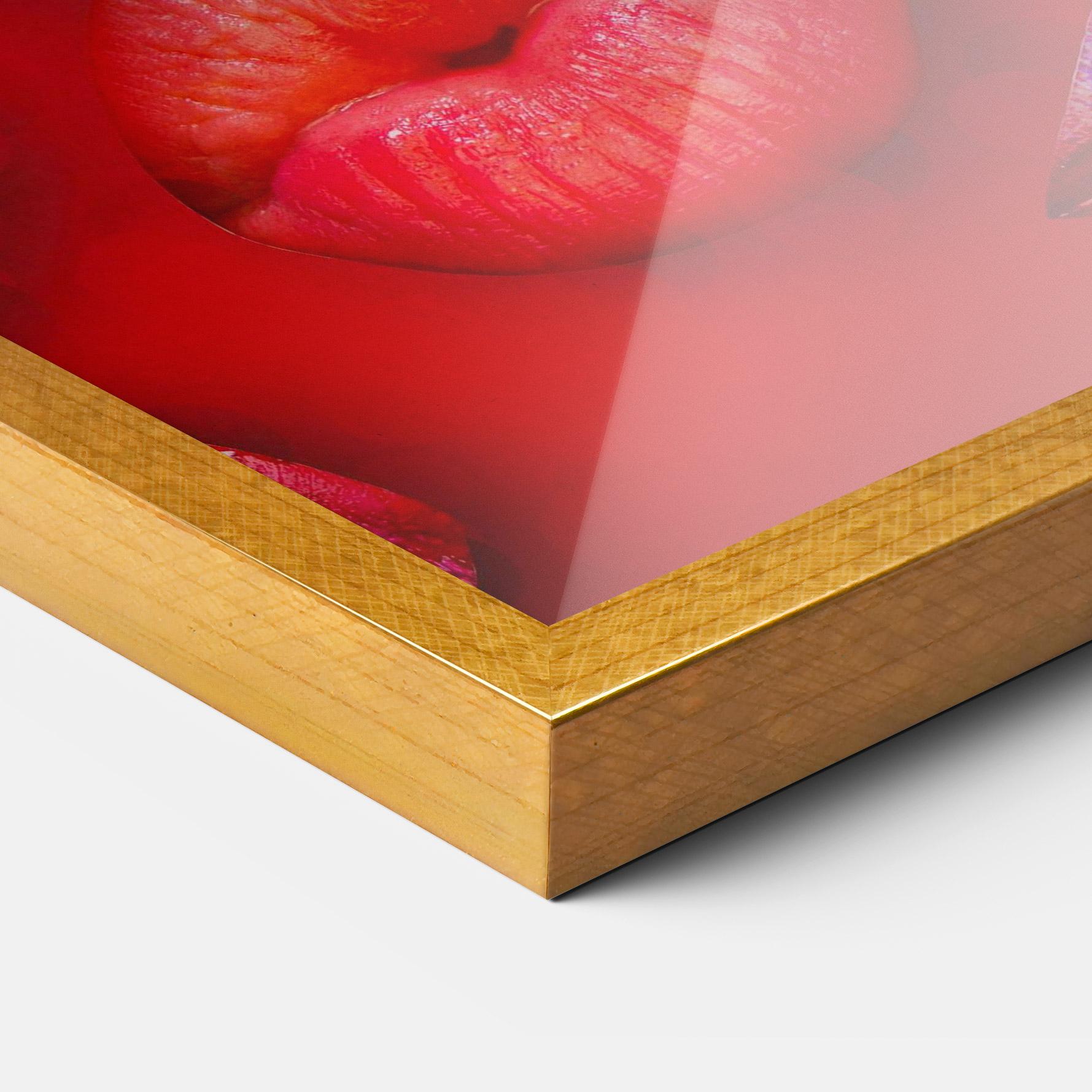 Рамкиран постер Big Tongue Collage mockup 3