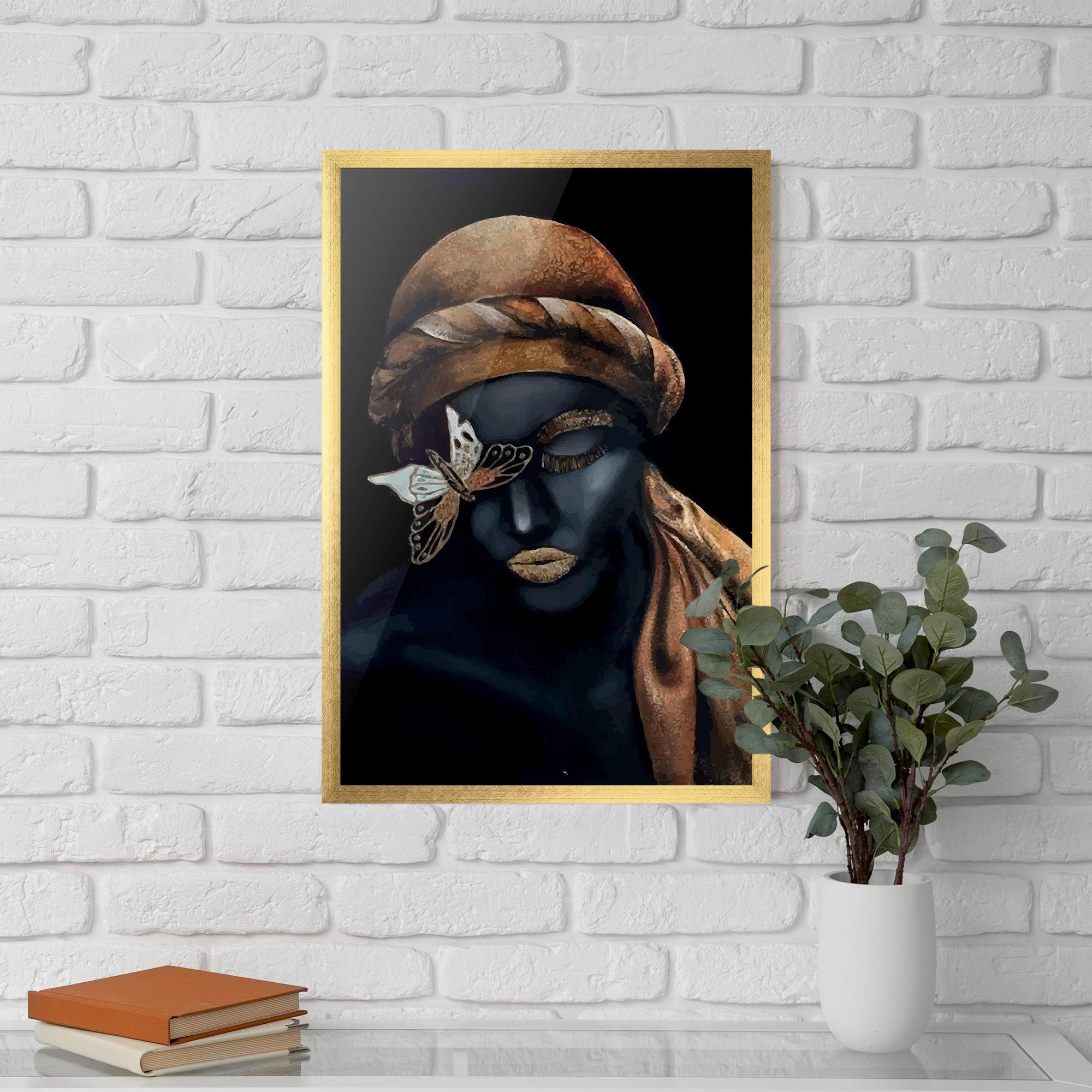 Рамкиран постер Butterfly Lady mockup 5