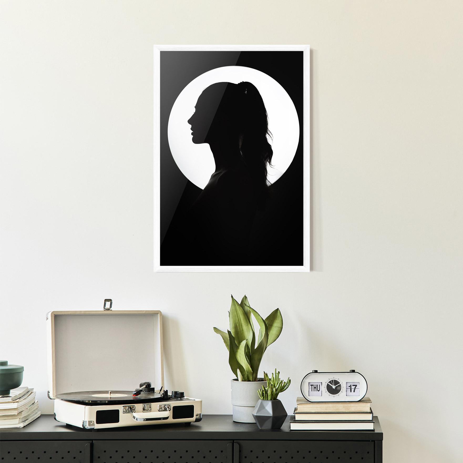 Рамкиран постер Full Moon Girl mockup 2