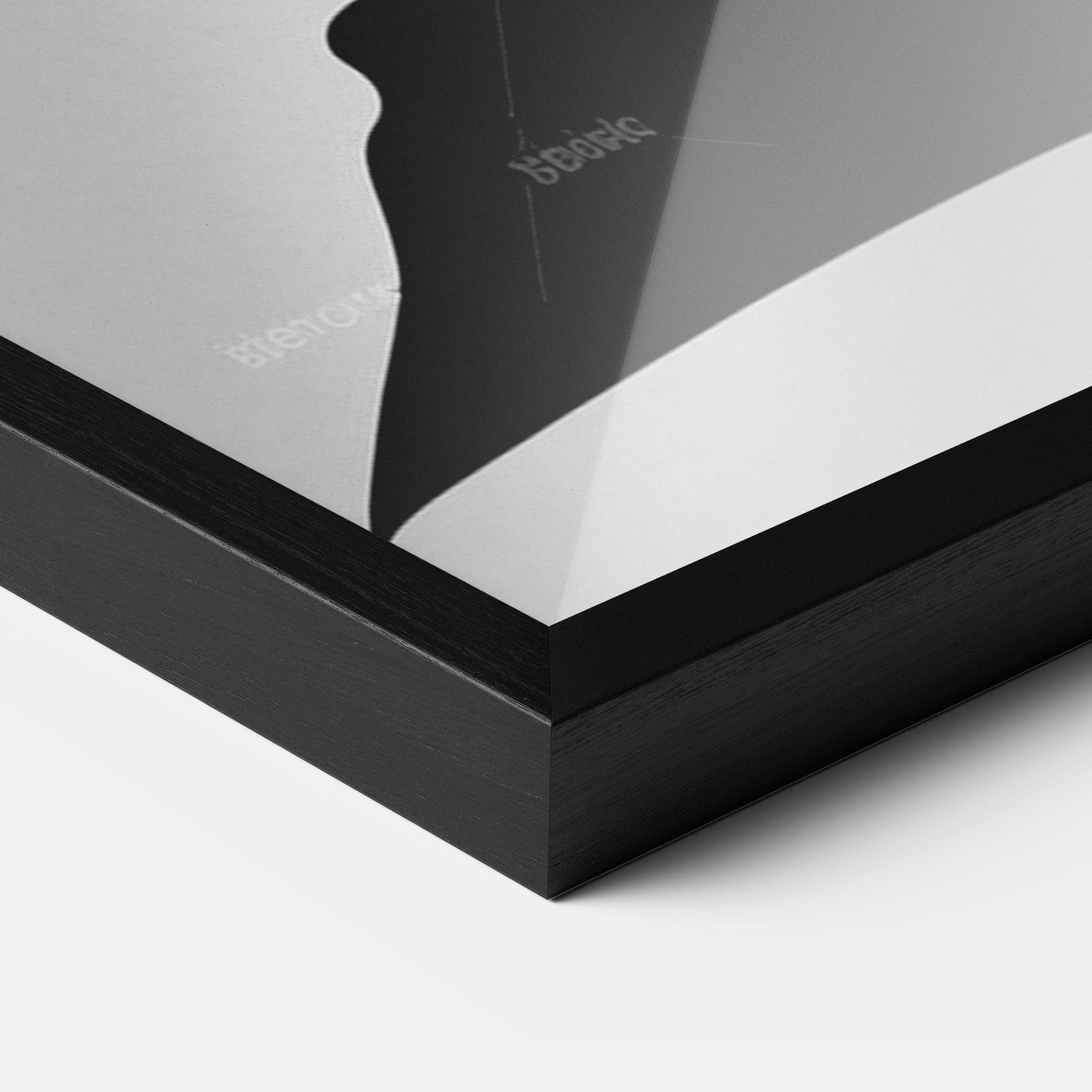 Рамкиран постер Black Woman Silhouette mockup 3