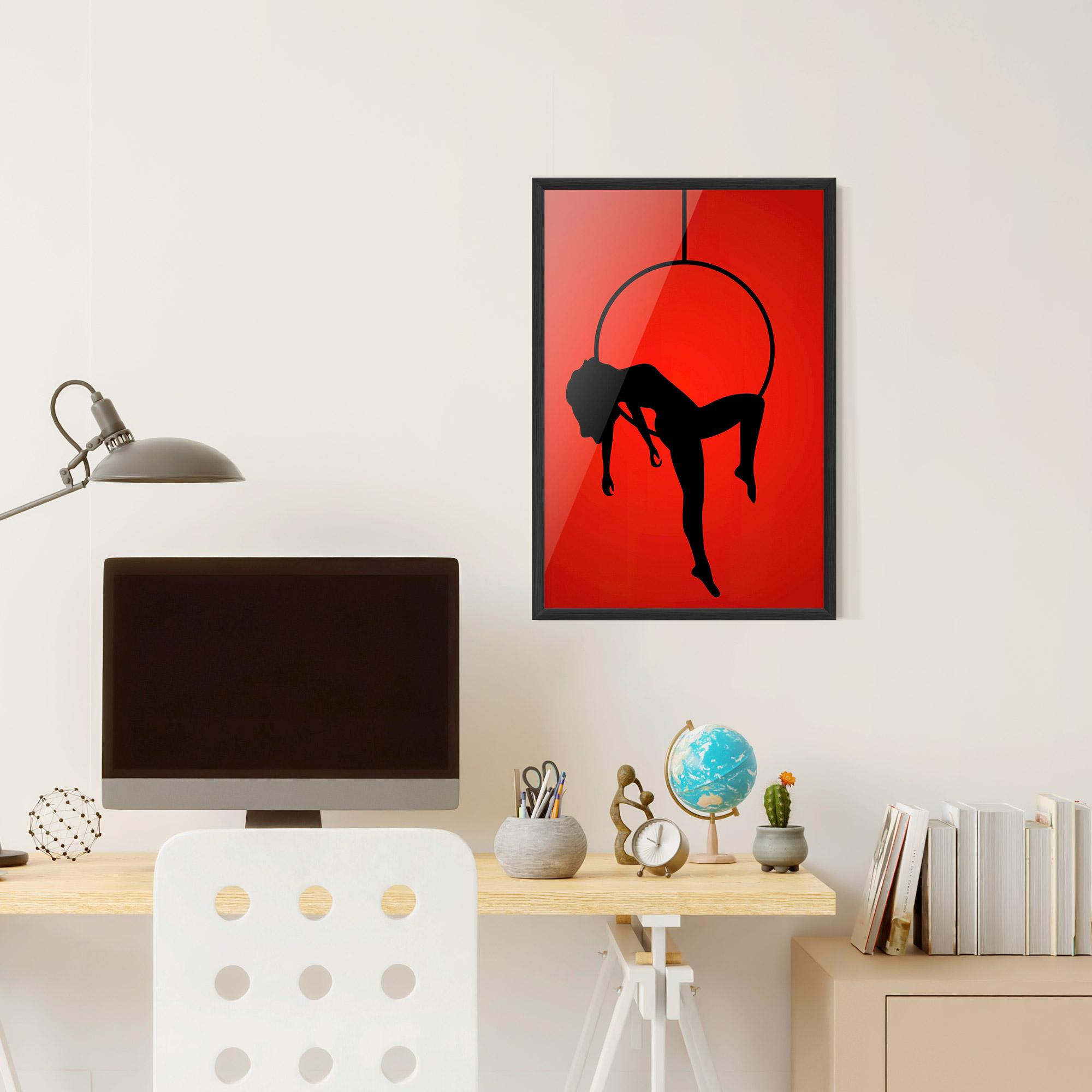 Рамкиран постер Dancer Shilouette mockup 6