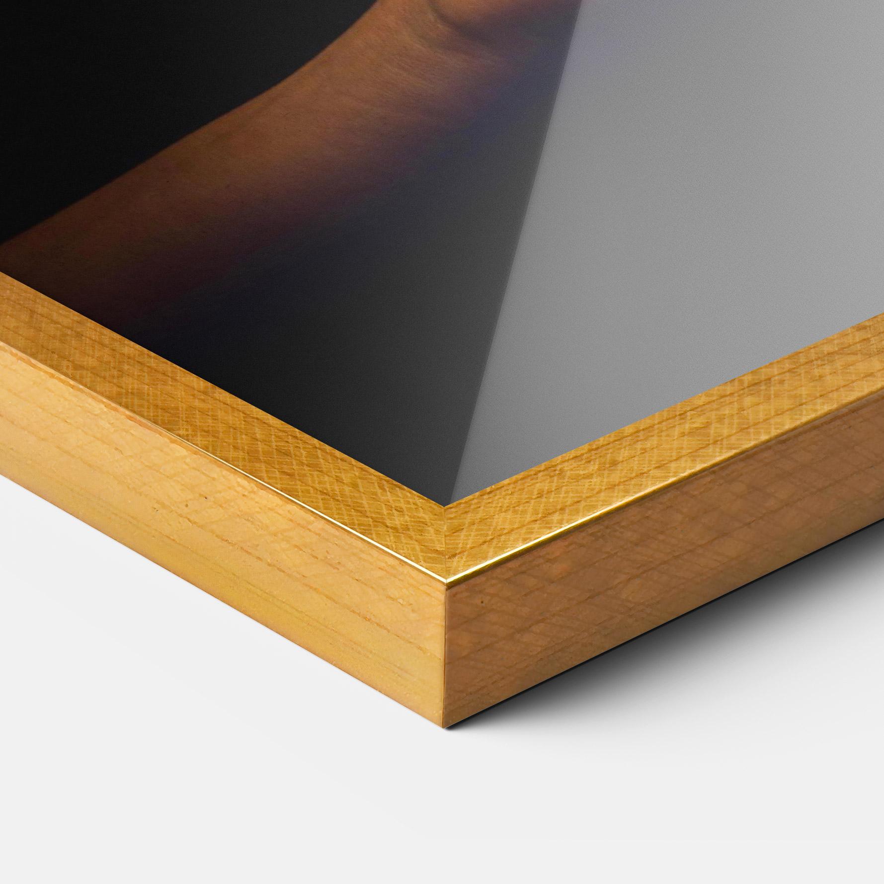 Рамкиран постер Fire Palm mockup 3