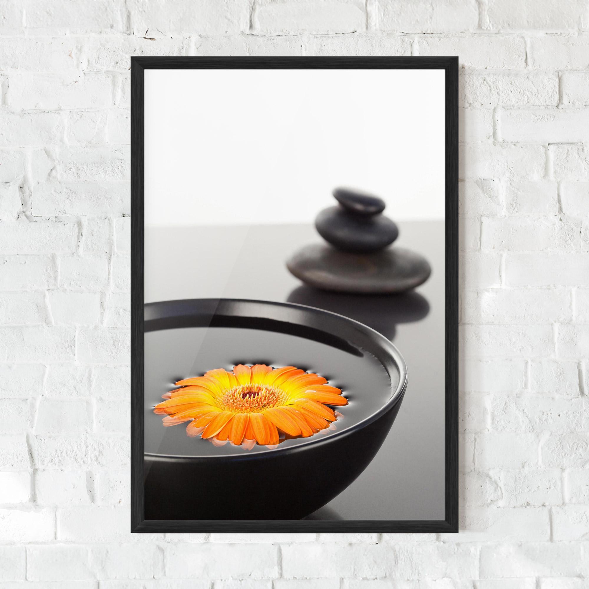 Рамкиран постер Stone Orange Flower mockup 0