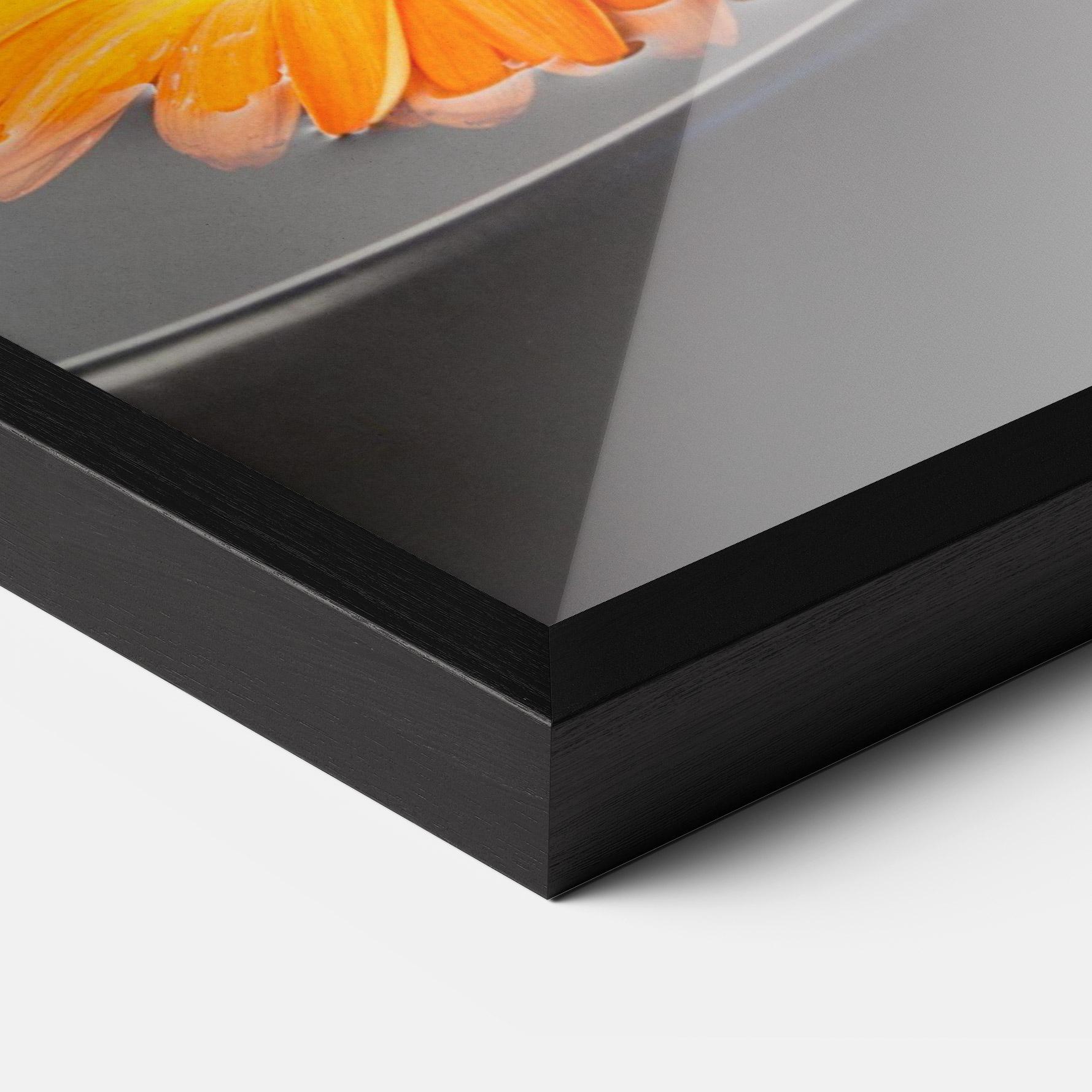 Рамкиран постер Stone Orange Flower mockup 3