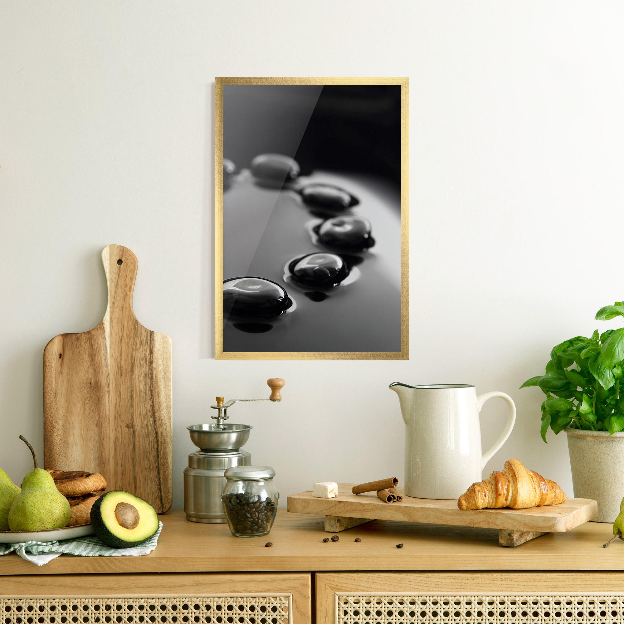 Рамкиран постер Black Small Stones mockup 8