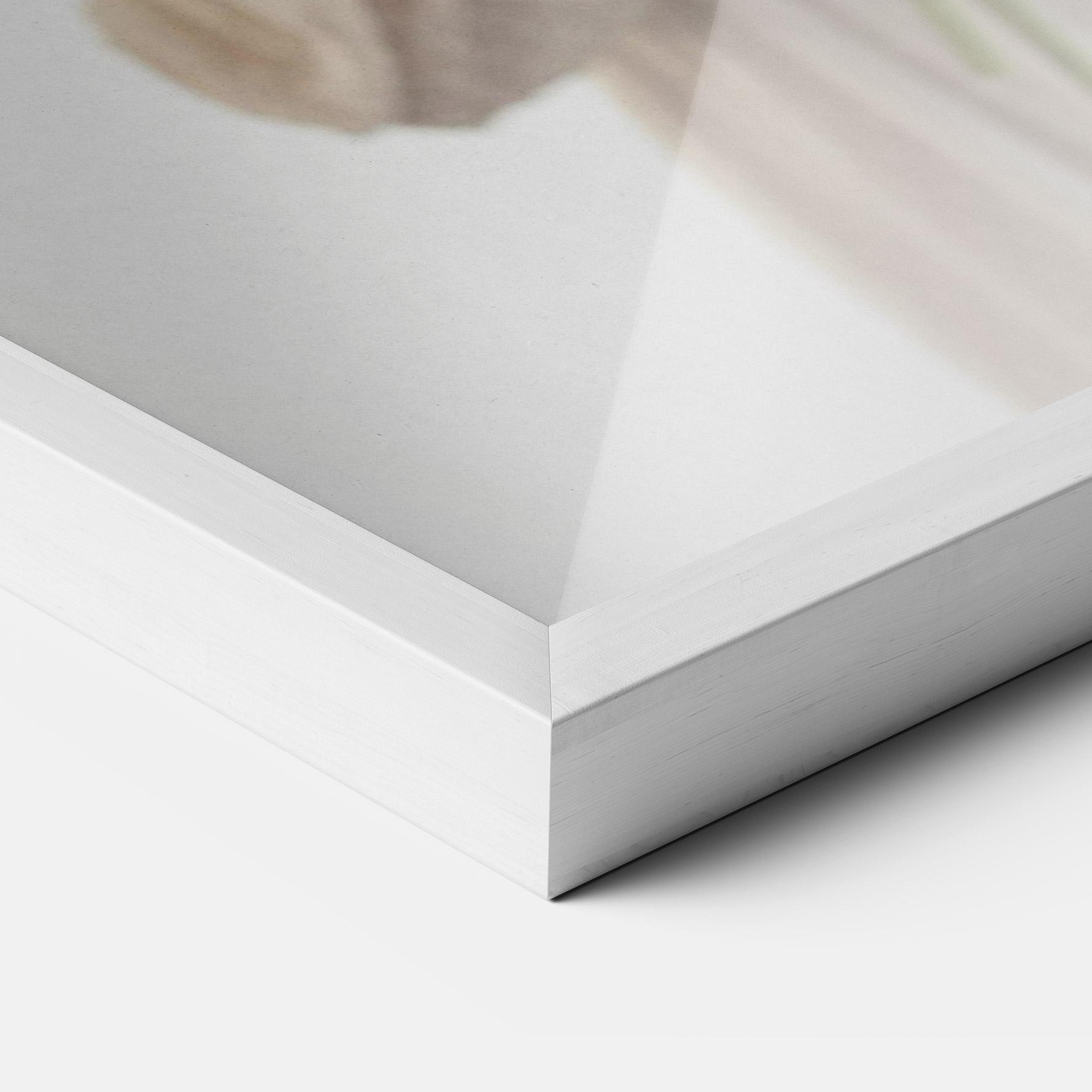 Рамкиран постер Bouquet Holding mockup 3