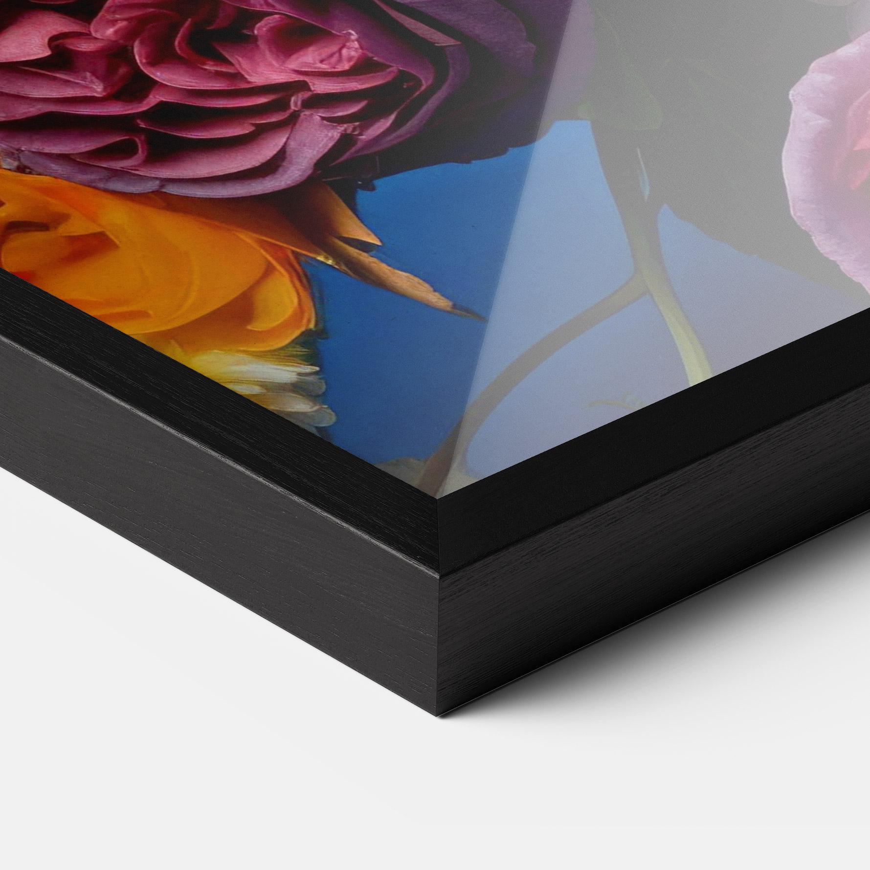 Рамкиран постер Blue Orange Bouquet mockup 3