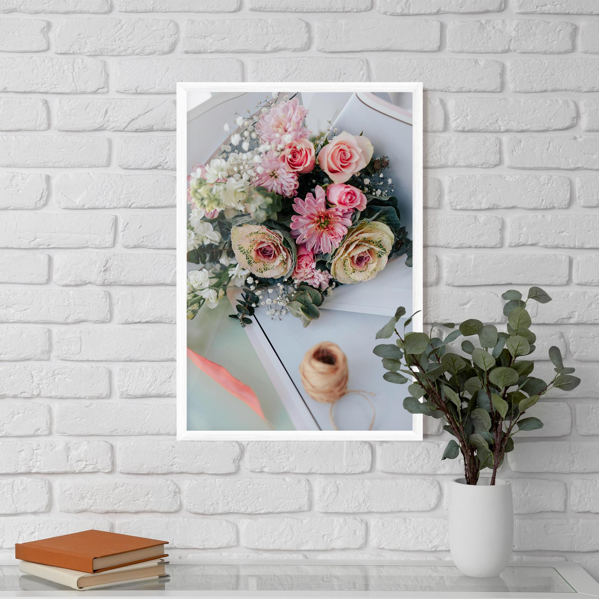 Рамкиран постер Table Bouquet mockup 5