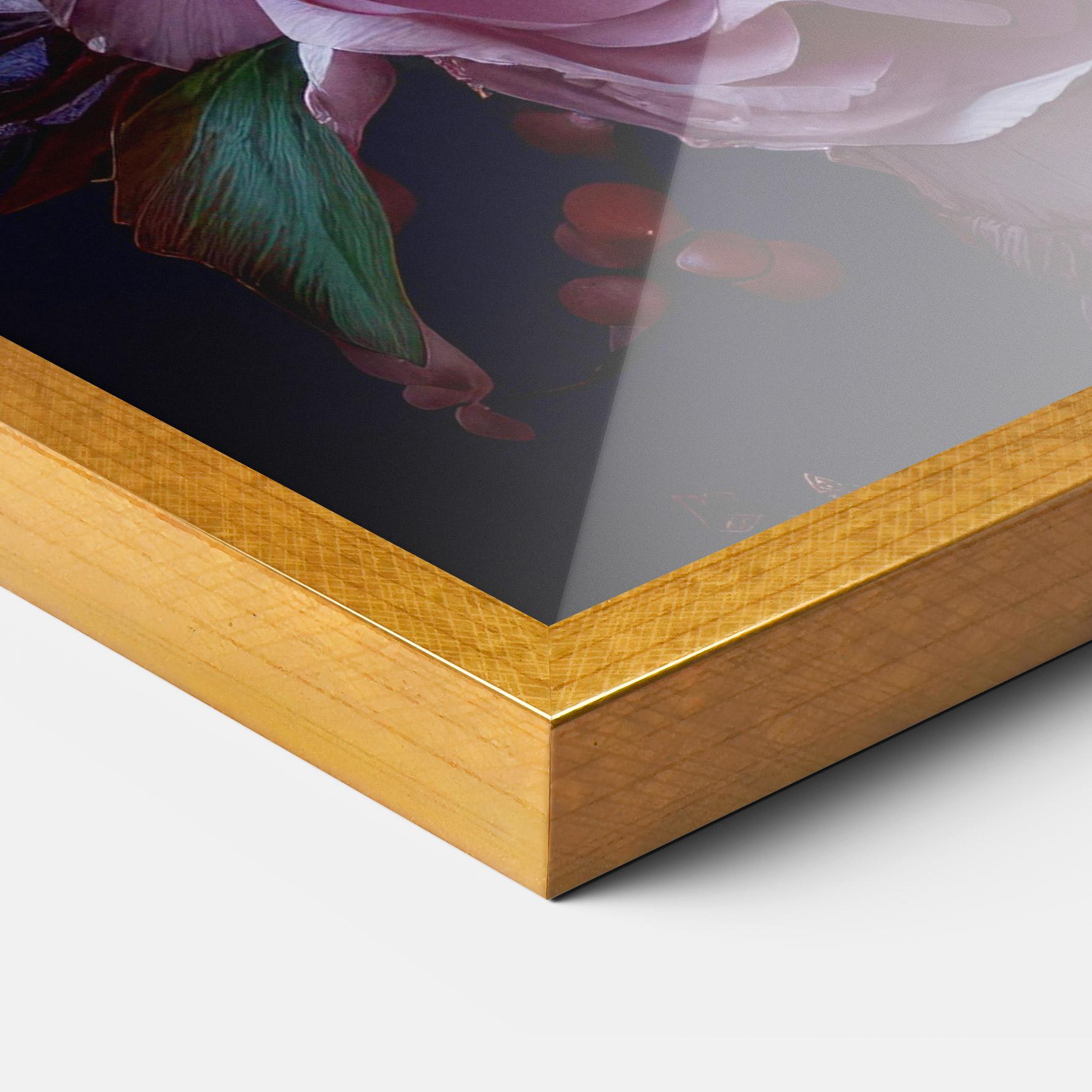 Рамкиран постер Pink Lily Roses mockup 3