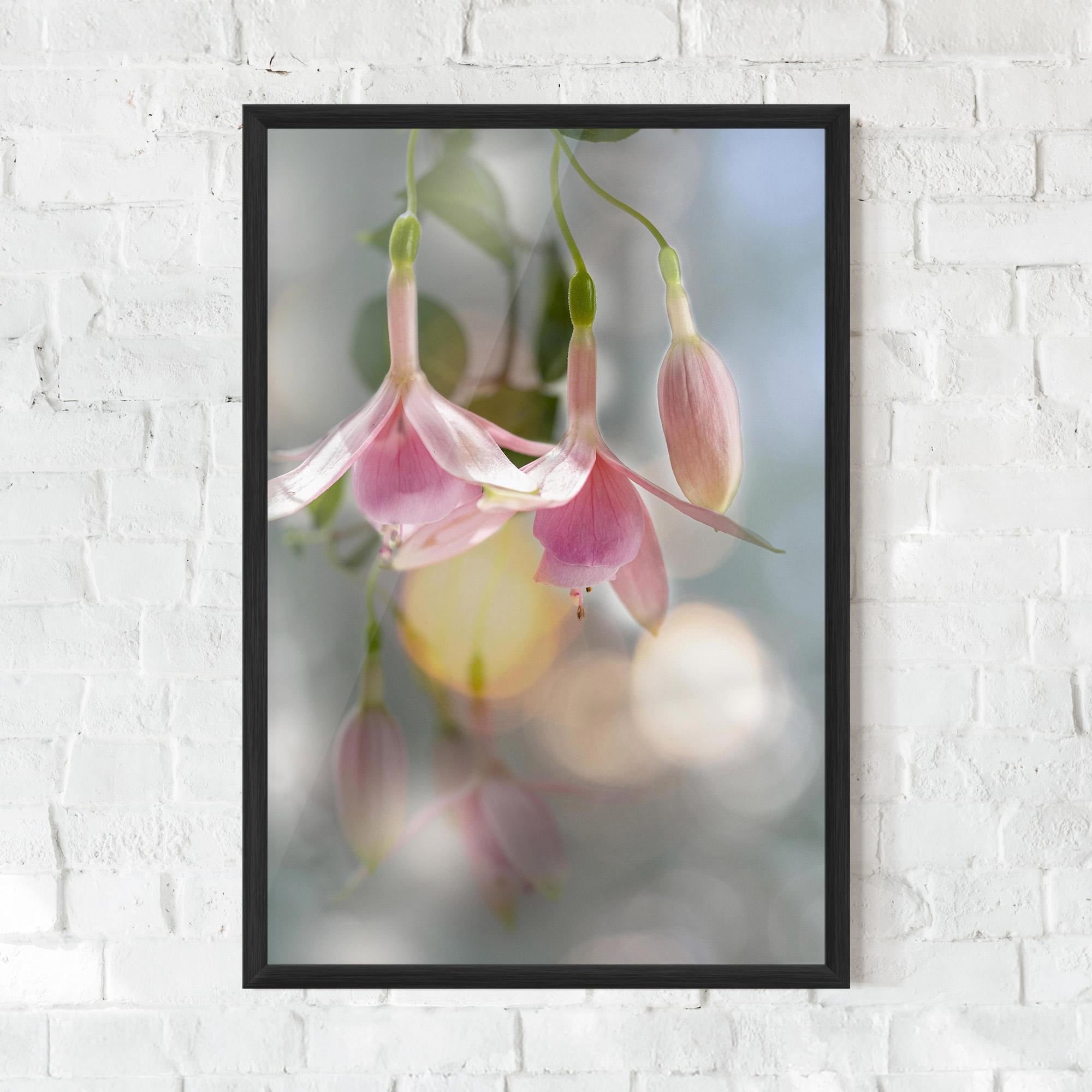 Рамкиран постер Dreamy Pink Exotic mockup 0