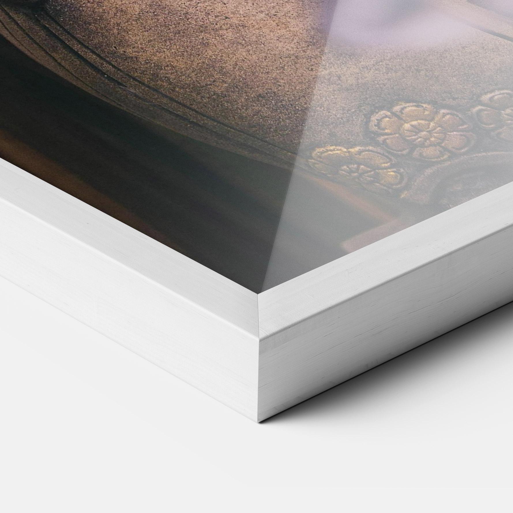 Рамкиран постер Exotic Statue mockup 3