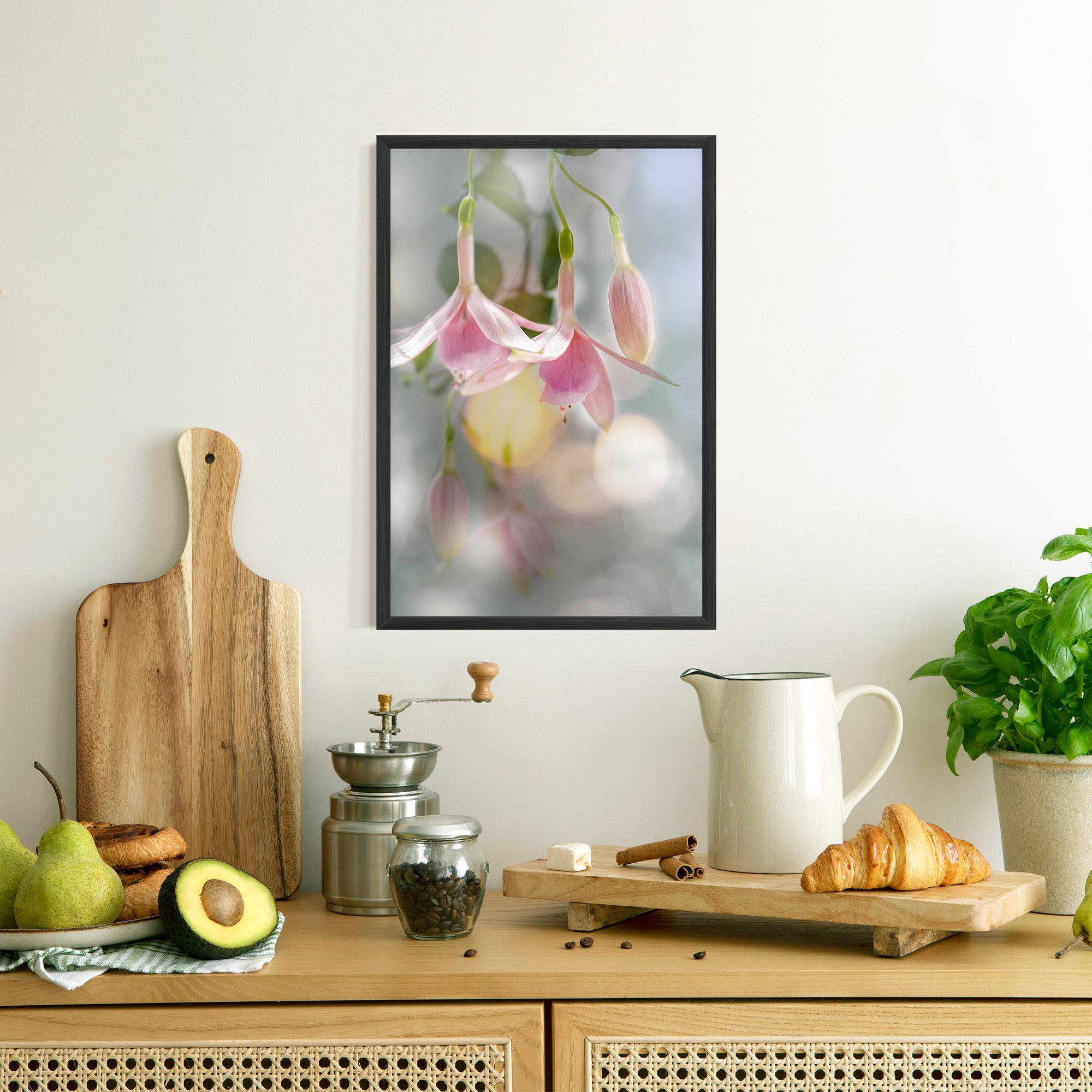 Рамкиран постер Dreamy Pink Exotic mockup 8