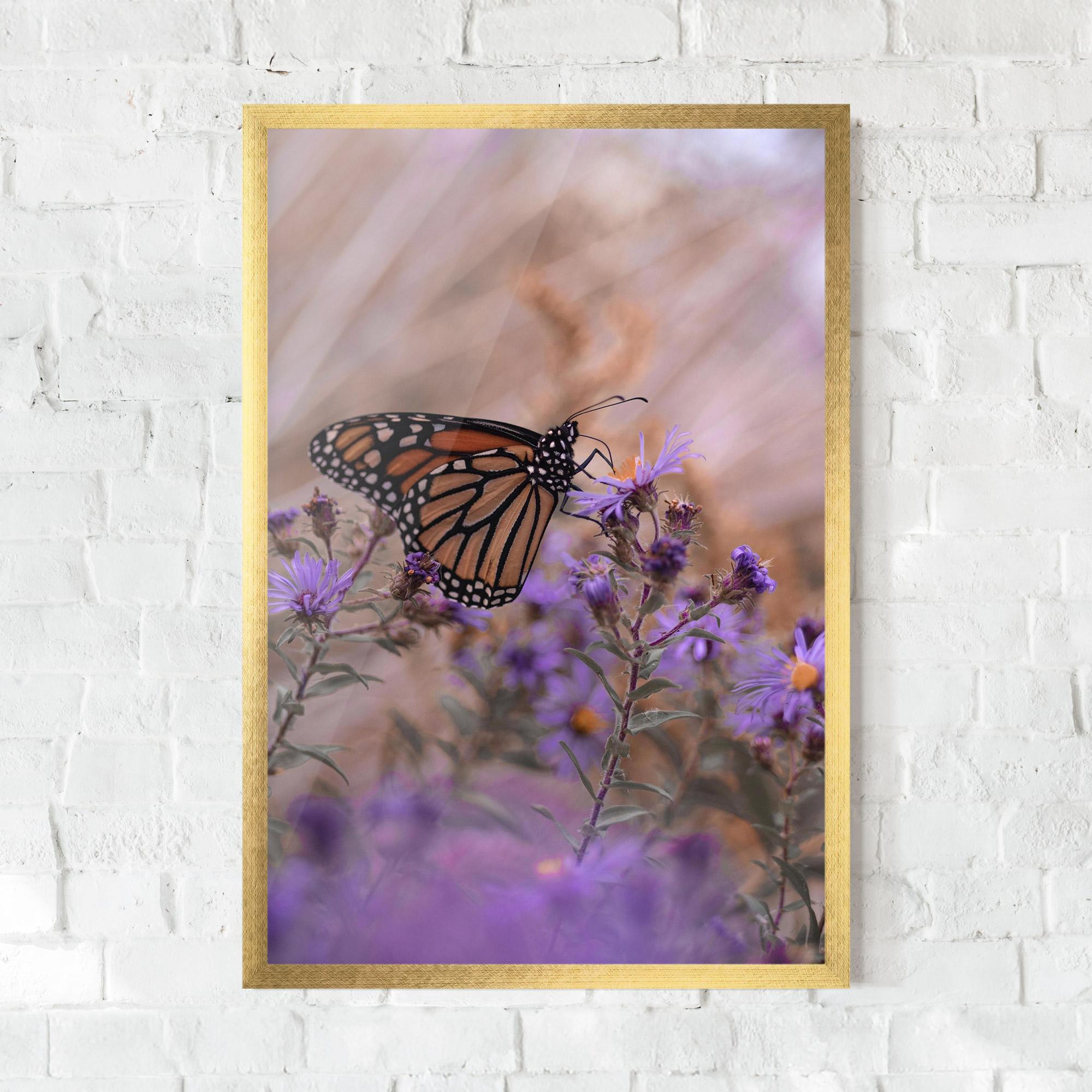 Рамкиран постер Wild Plant Butterfly mockup 0
