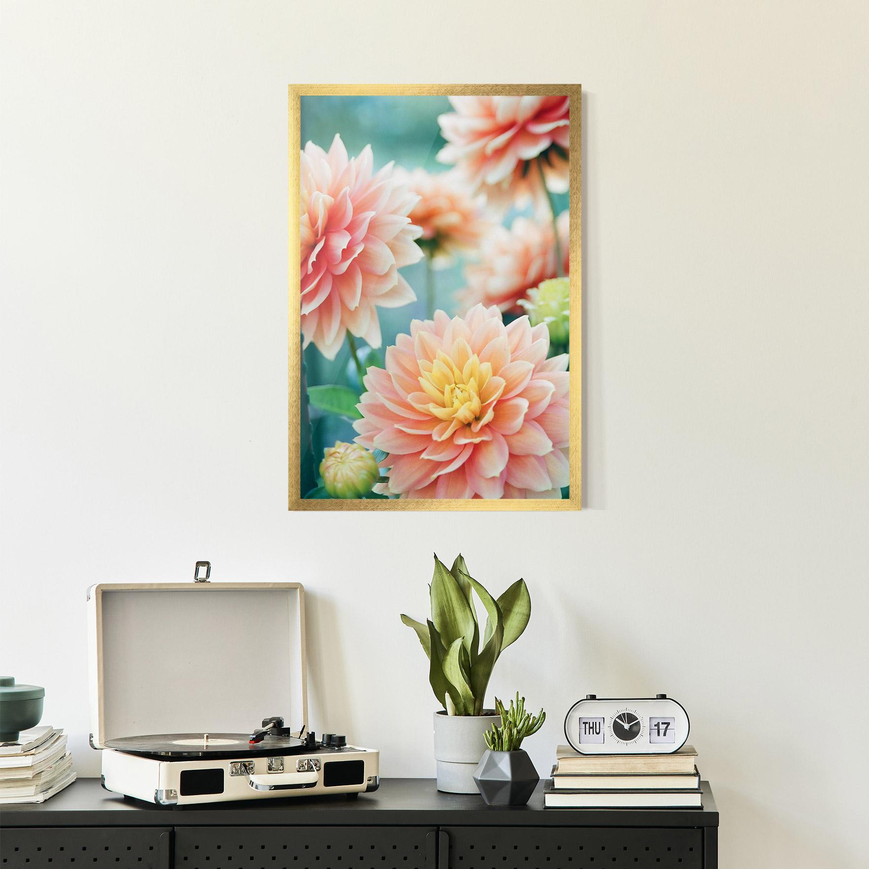 Рамкиран постер Pink Spring mockup 2