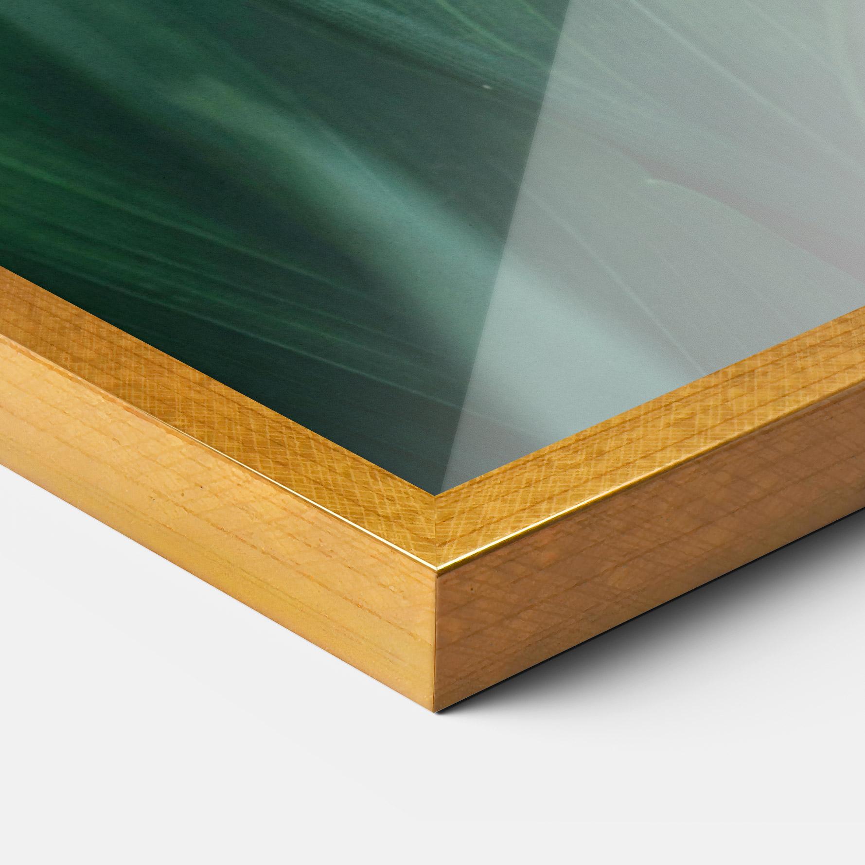 Рамкиран постер Early Spring mockup 3