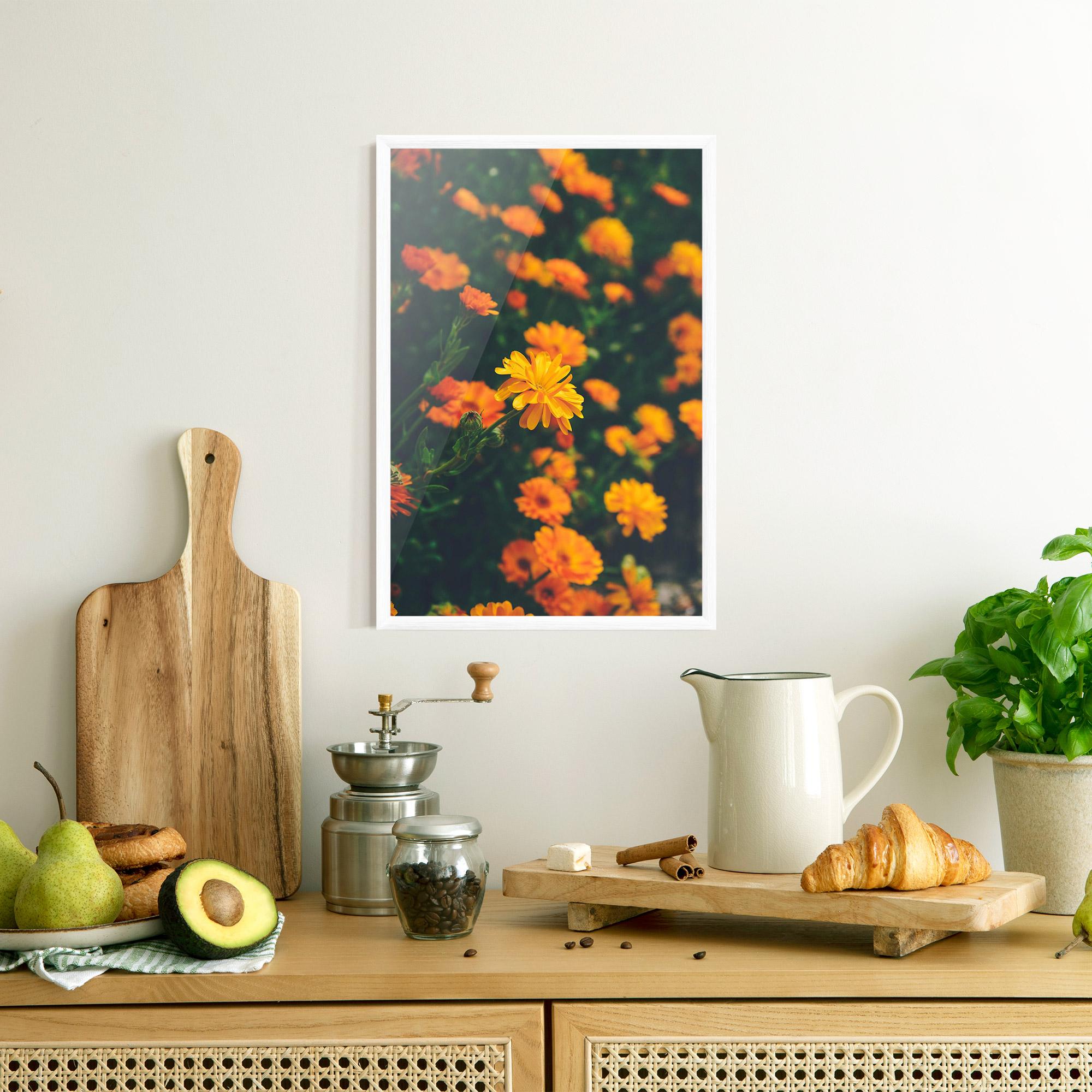 Рамкиран постер Garden Orange Flowers mockup 8