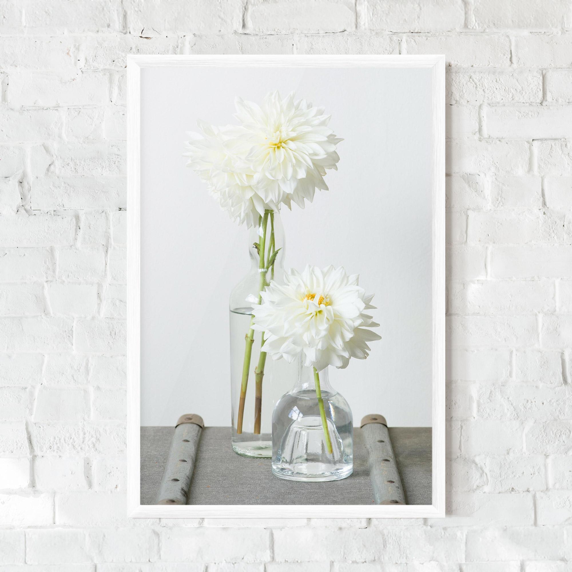 Рамкиран постер Big Flower Vase mockup 0