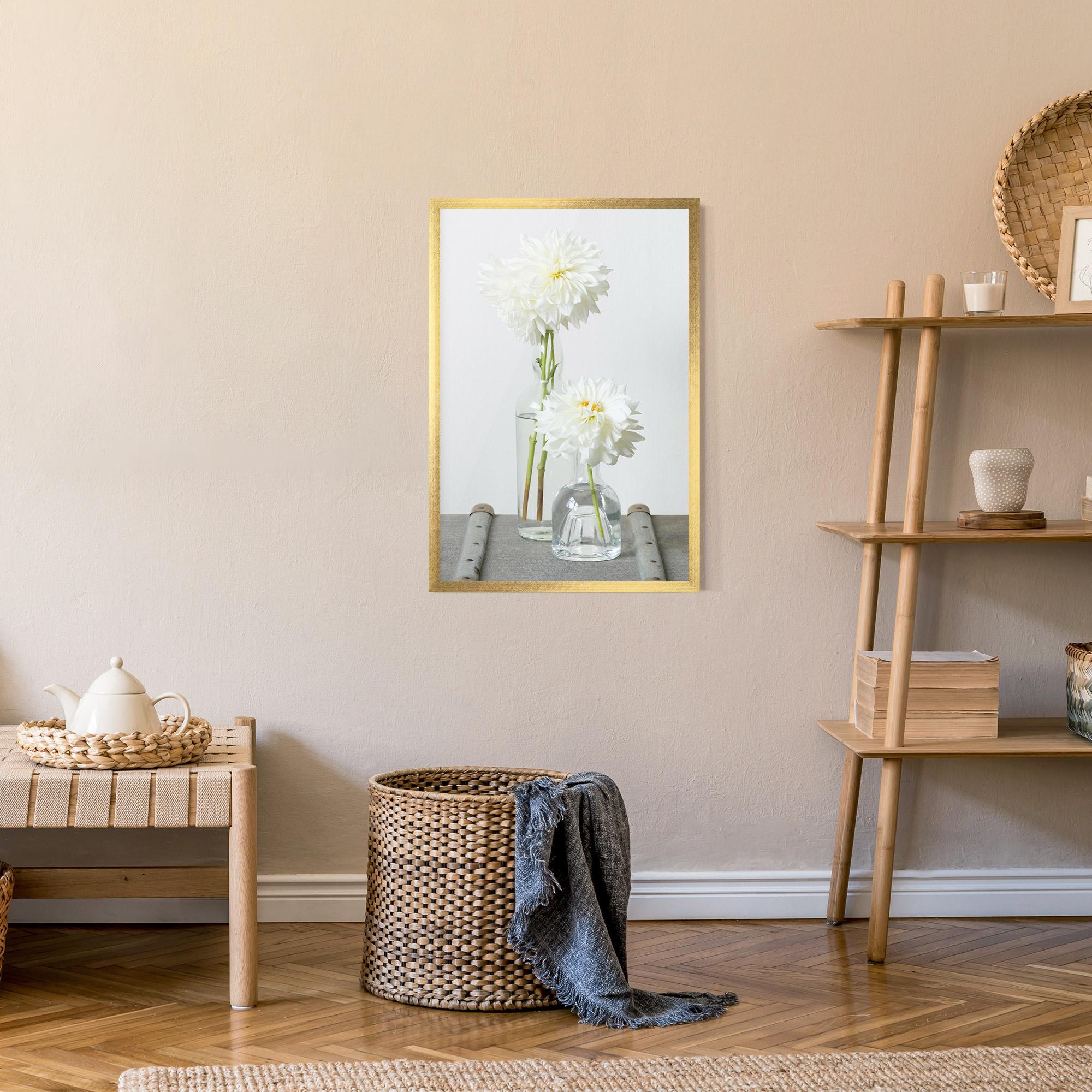 Рамкиран постер Big Flower Vase mockup 9