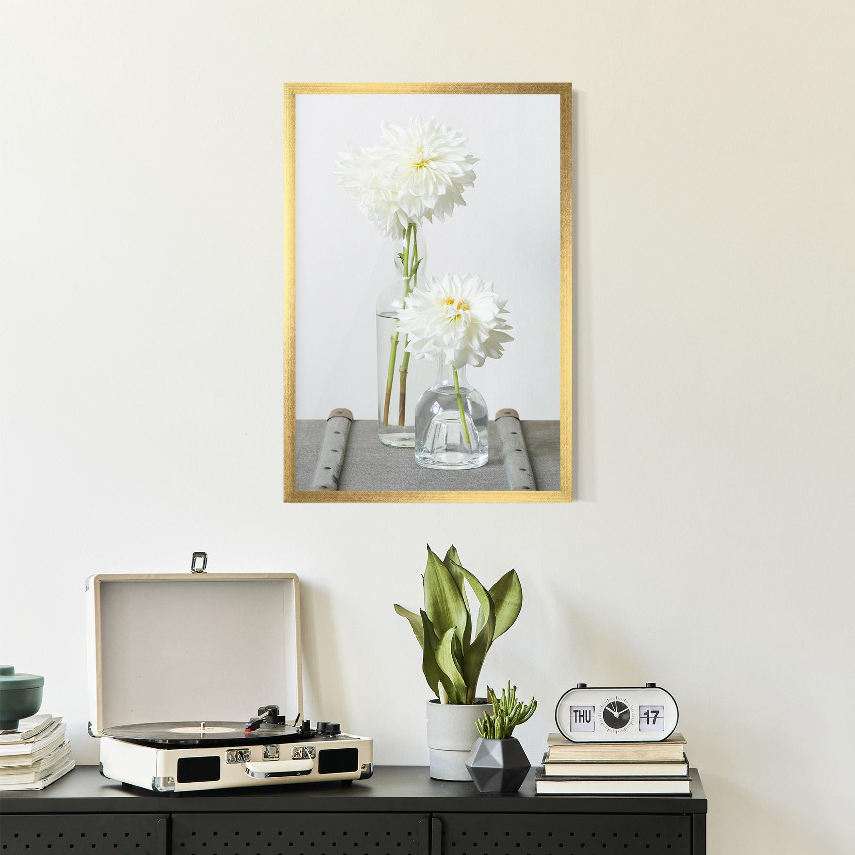 Рамкиран постер Big Flower Vase mockup 2