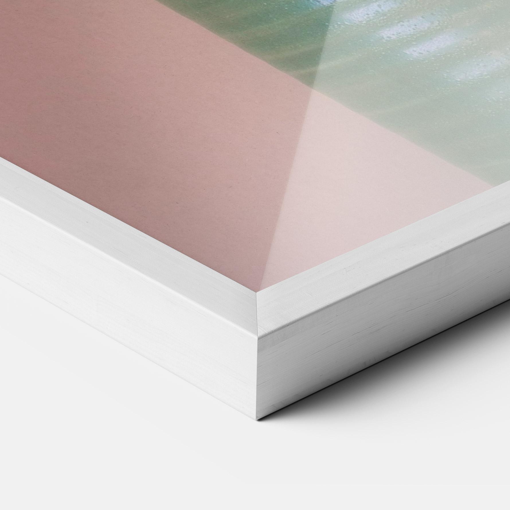 Рамкиран постер Yellow Roses Vase mockup 3