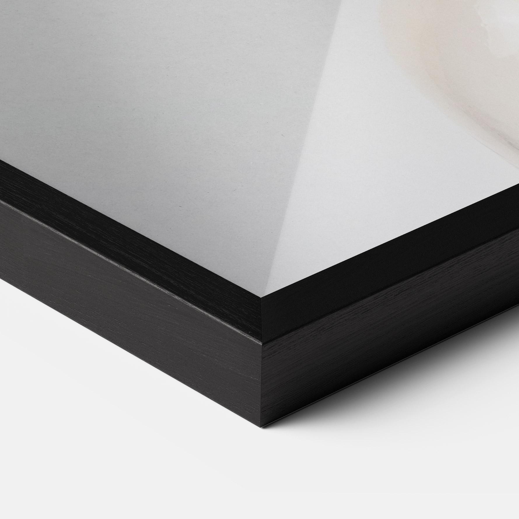 Рамкиран постер Pink Cream Flower Vase mockup 3