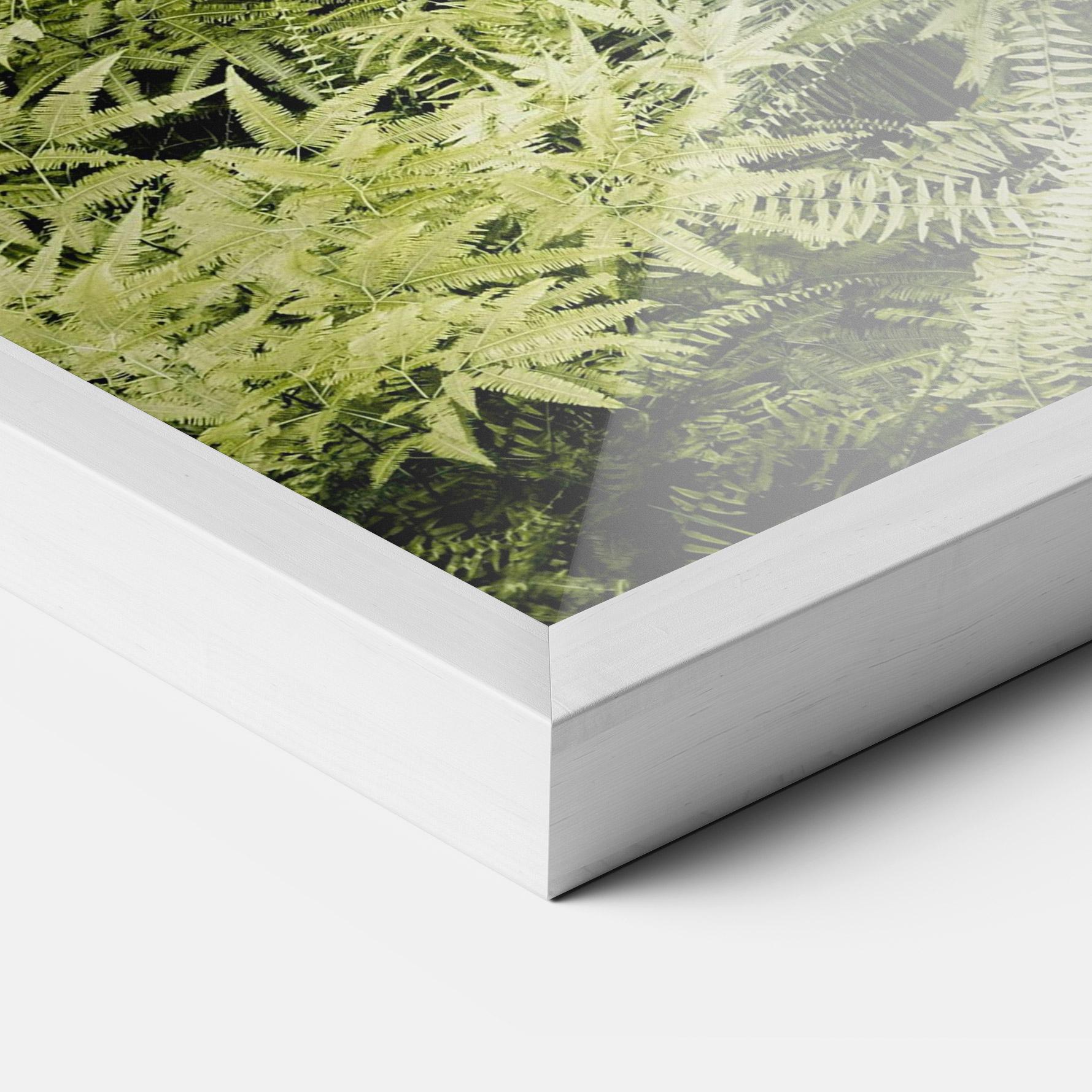 Рамкиран постер Into The Jungle mockup 3