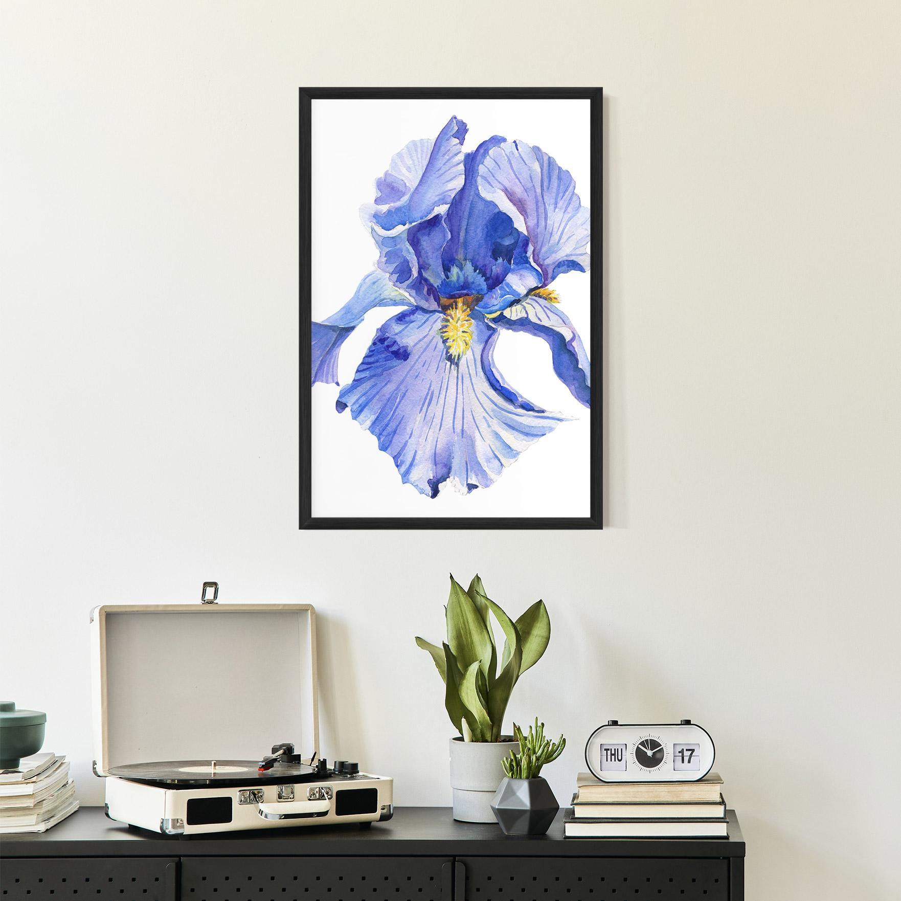 Рамкиран постер Purple Iris On White mockup 2