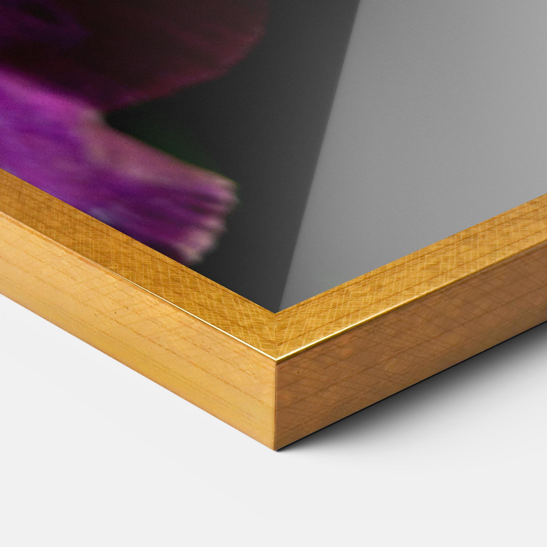 Рамкиран постер Pastel Yellow Iris mockup 3