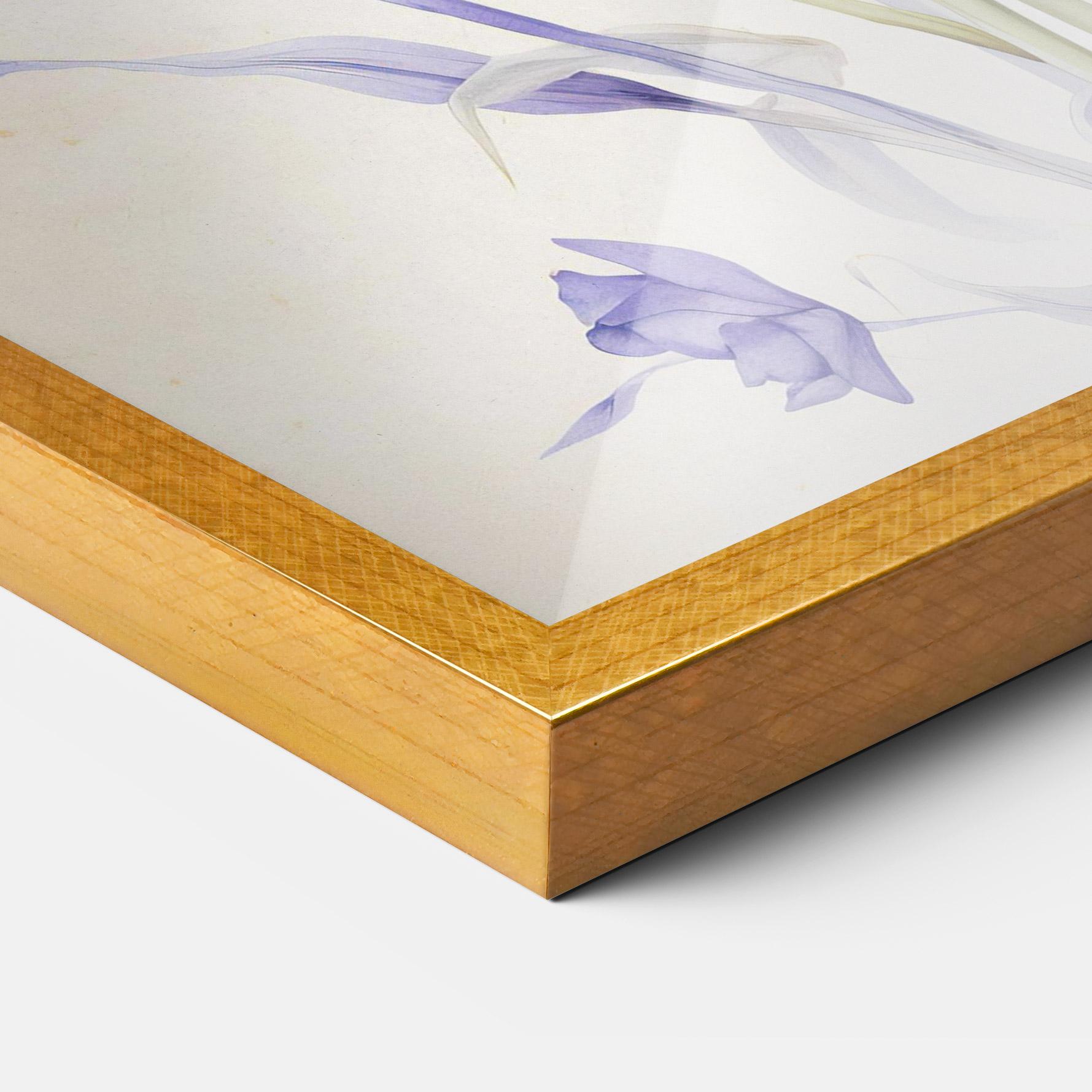 Рамкиран постер Purple Iris On Cream mockup 3