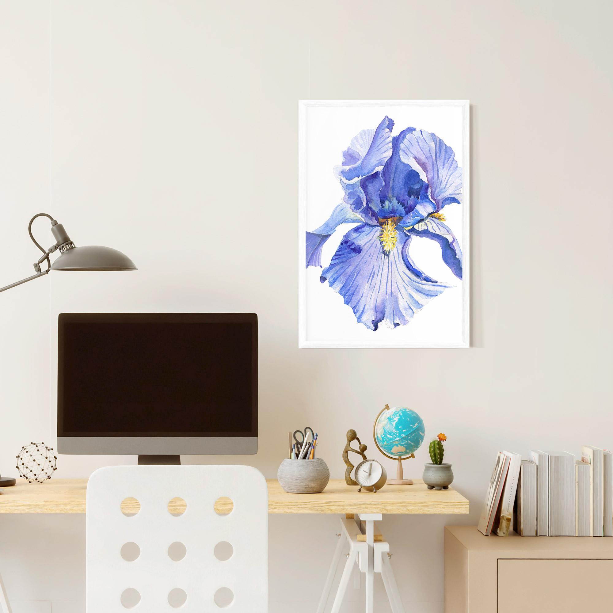 Рамкиран постер Purple Iris On White mockup 6