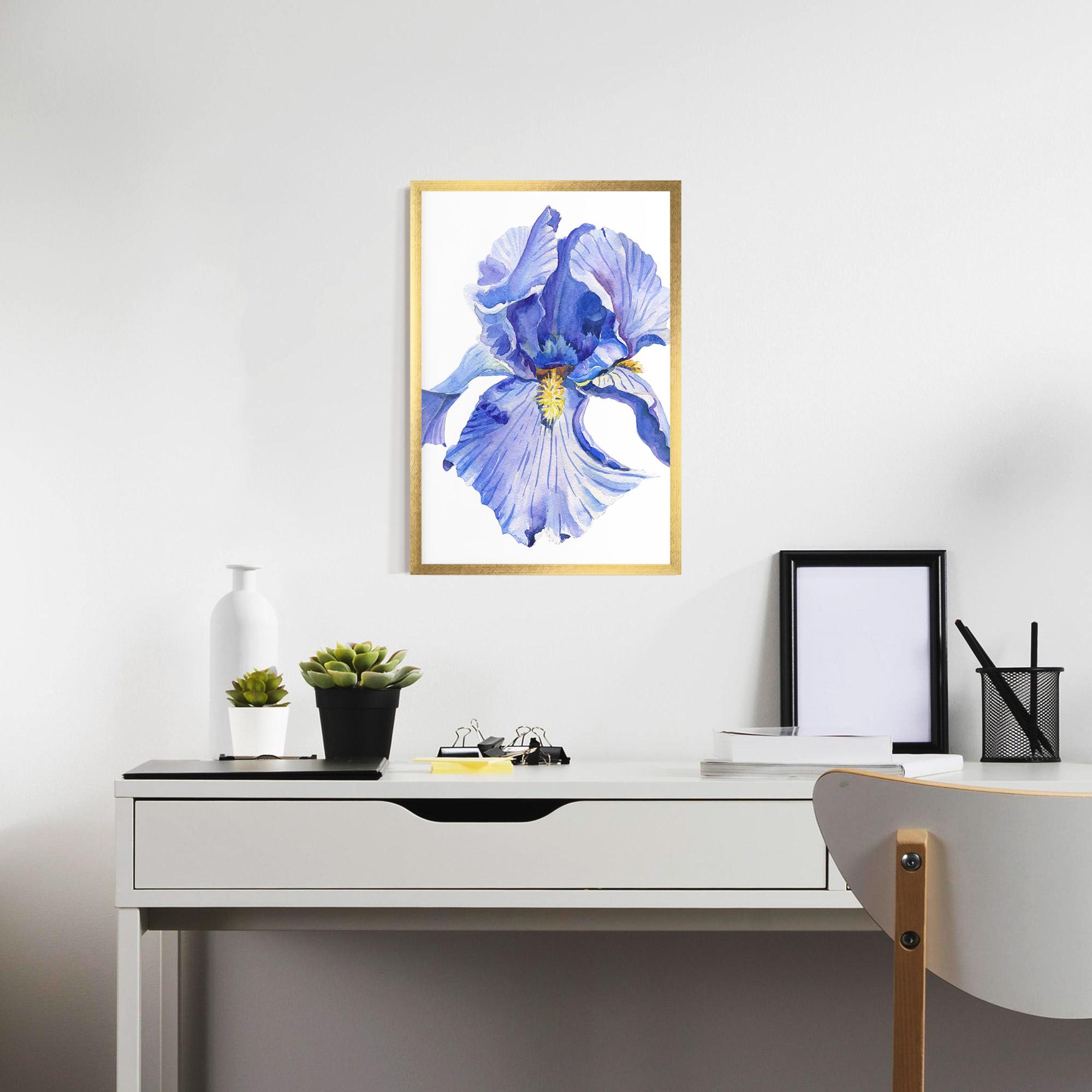 Рамкиран постер Purple Iris On White mockup 7