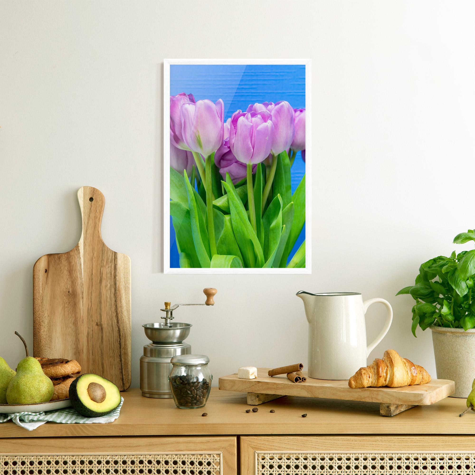 Рамкиран постер Purple Tulips On Blue mockup 8