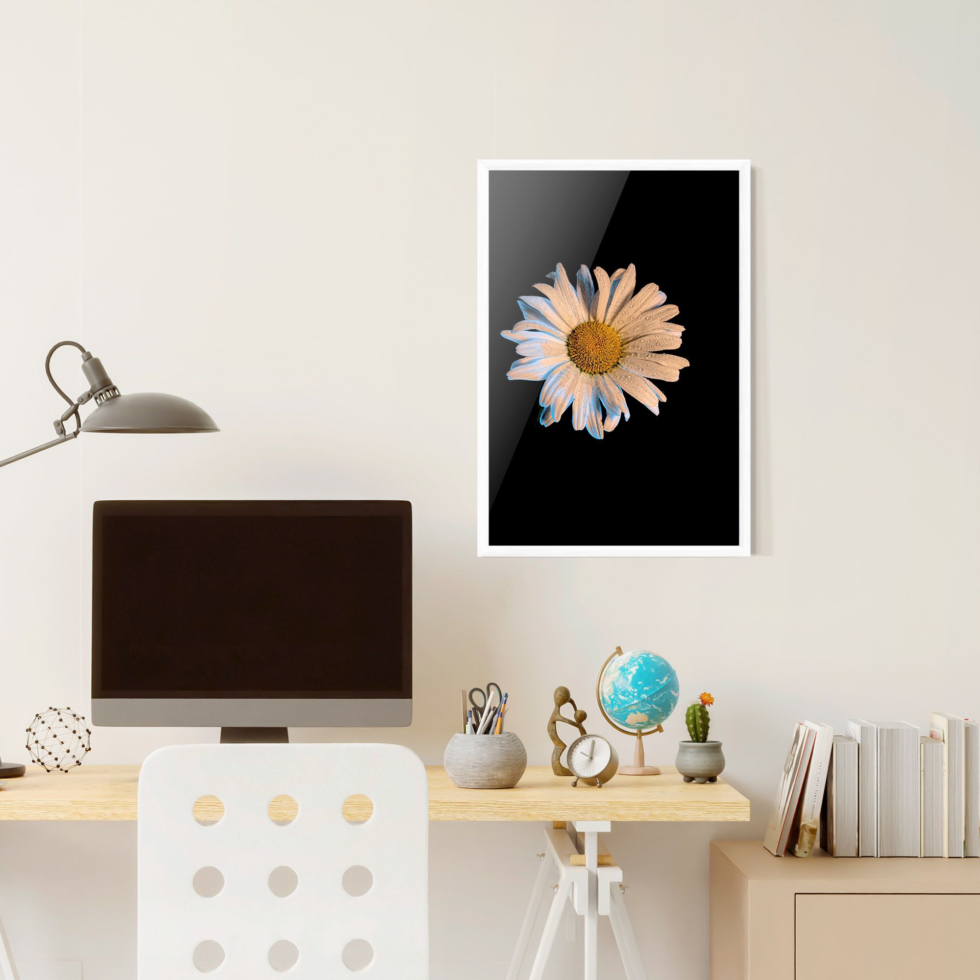 Daisy mockup 6