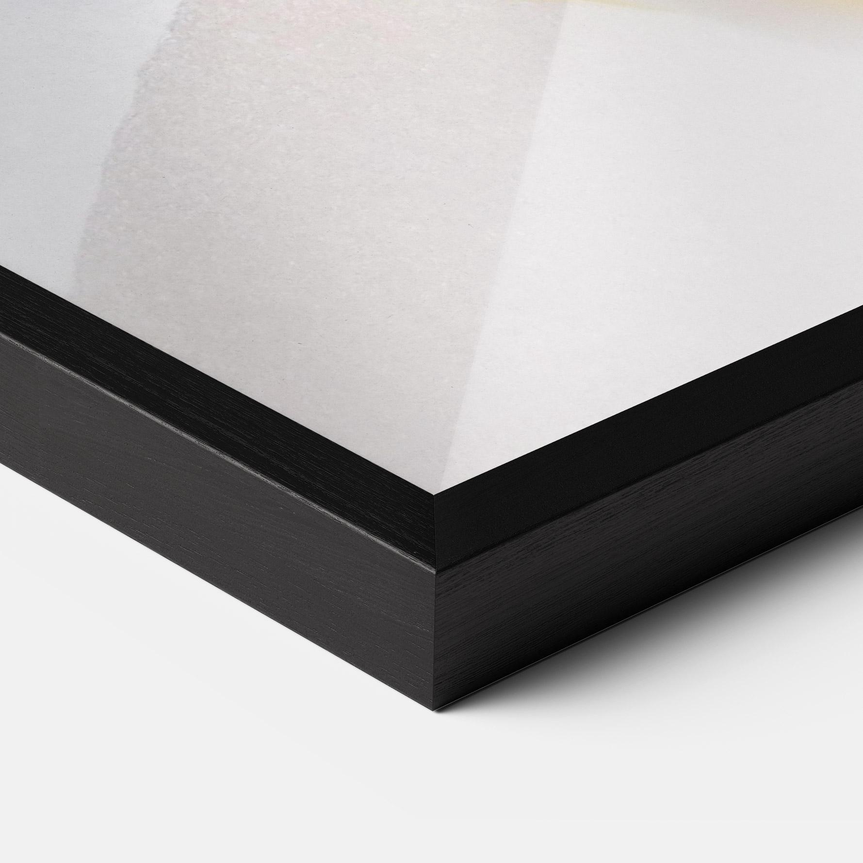 Рамкиран постер Orchid Close Up mockup 3