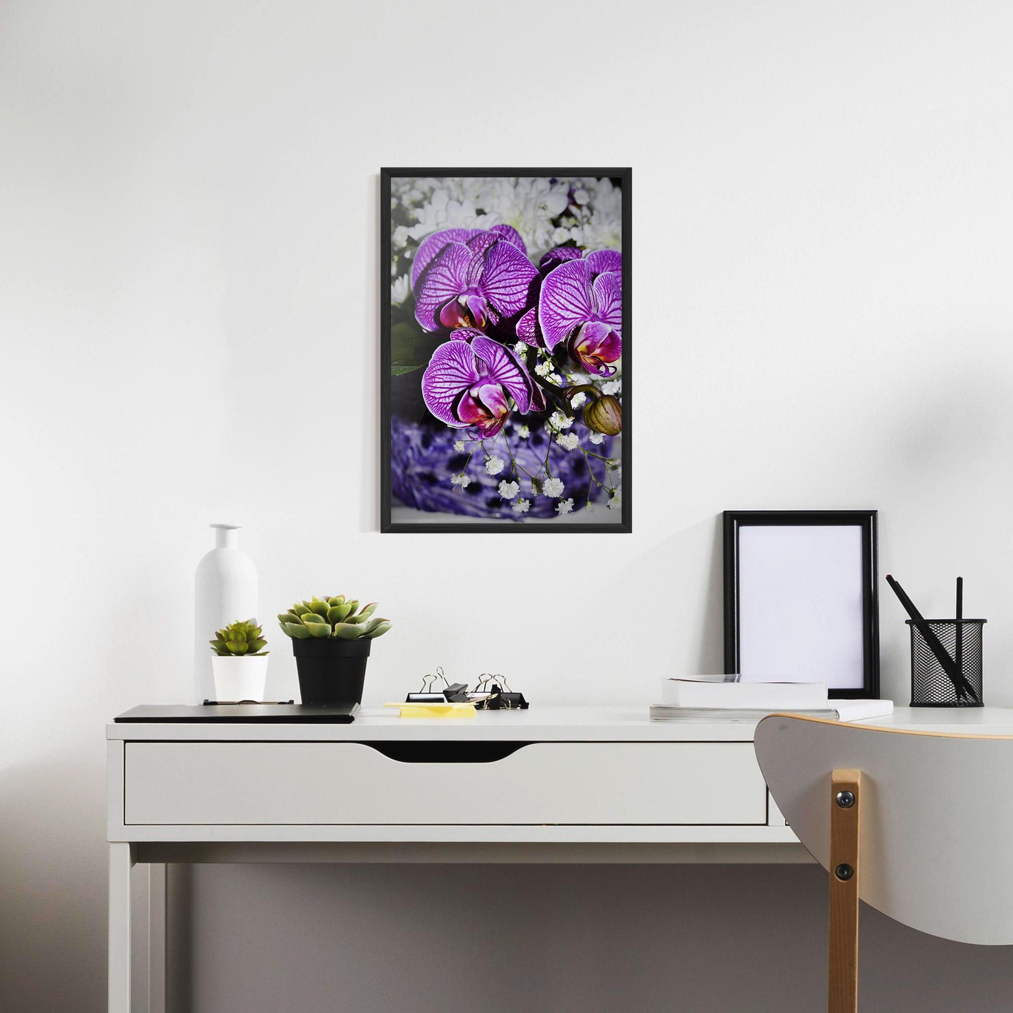 Рамкиран постер Purple Orchids mockup 7