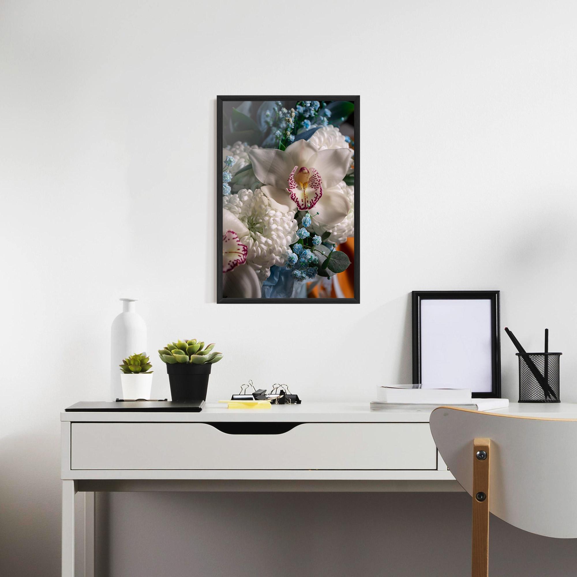 Рамкиран постер White Orchid With Blue mockup 7