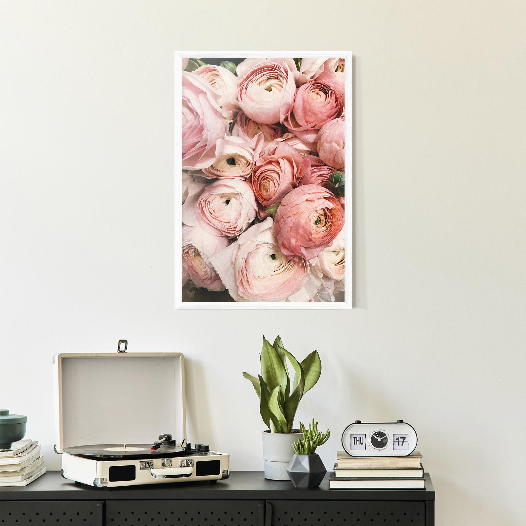 Рамкиран постер Pink Rose Bouquet mockup 2