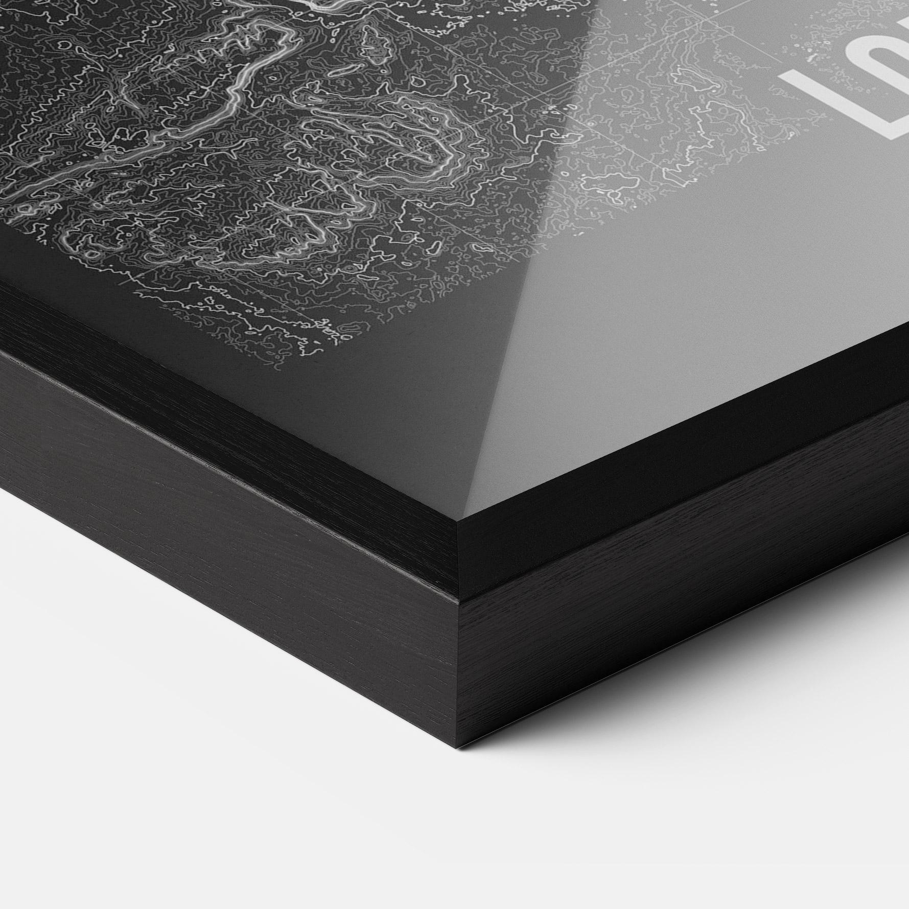 Рамкиран постер London Grey Map mockup 3