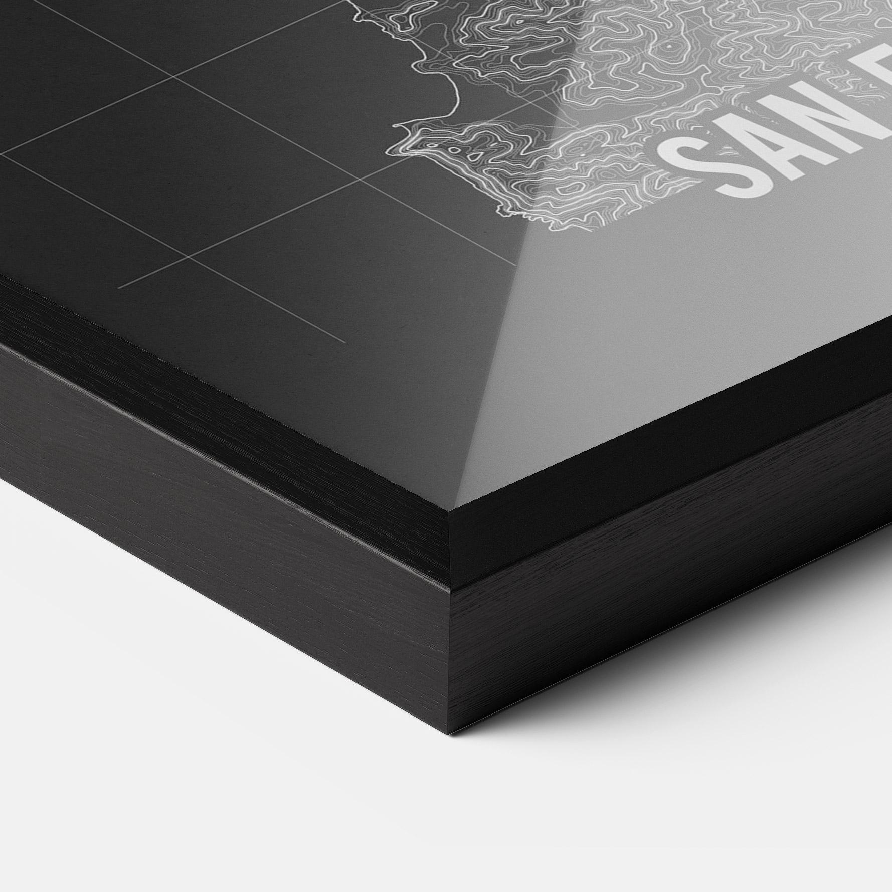 Рамкиран постер San Francisco Grey Map mockup 3