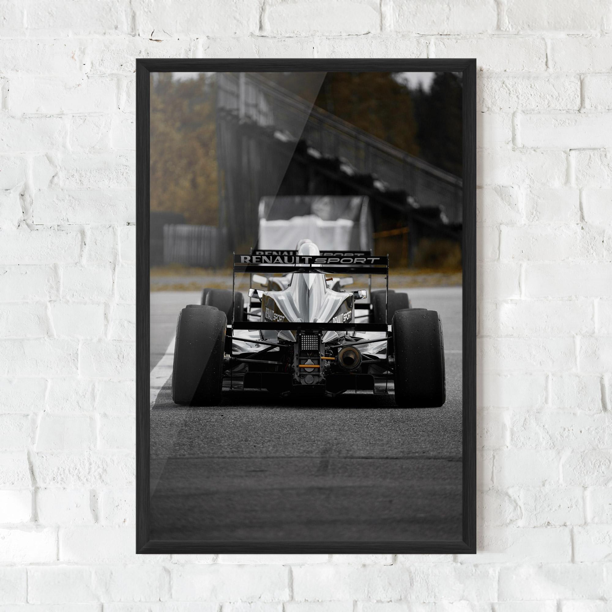 Рамкиран постер Grey F1 Car mockup 0